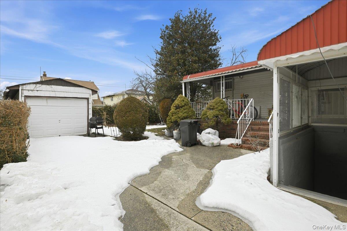 #19 photo, 13514 220th Street, Laurelton , NY 11413