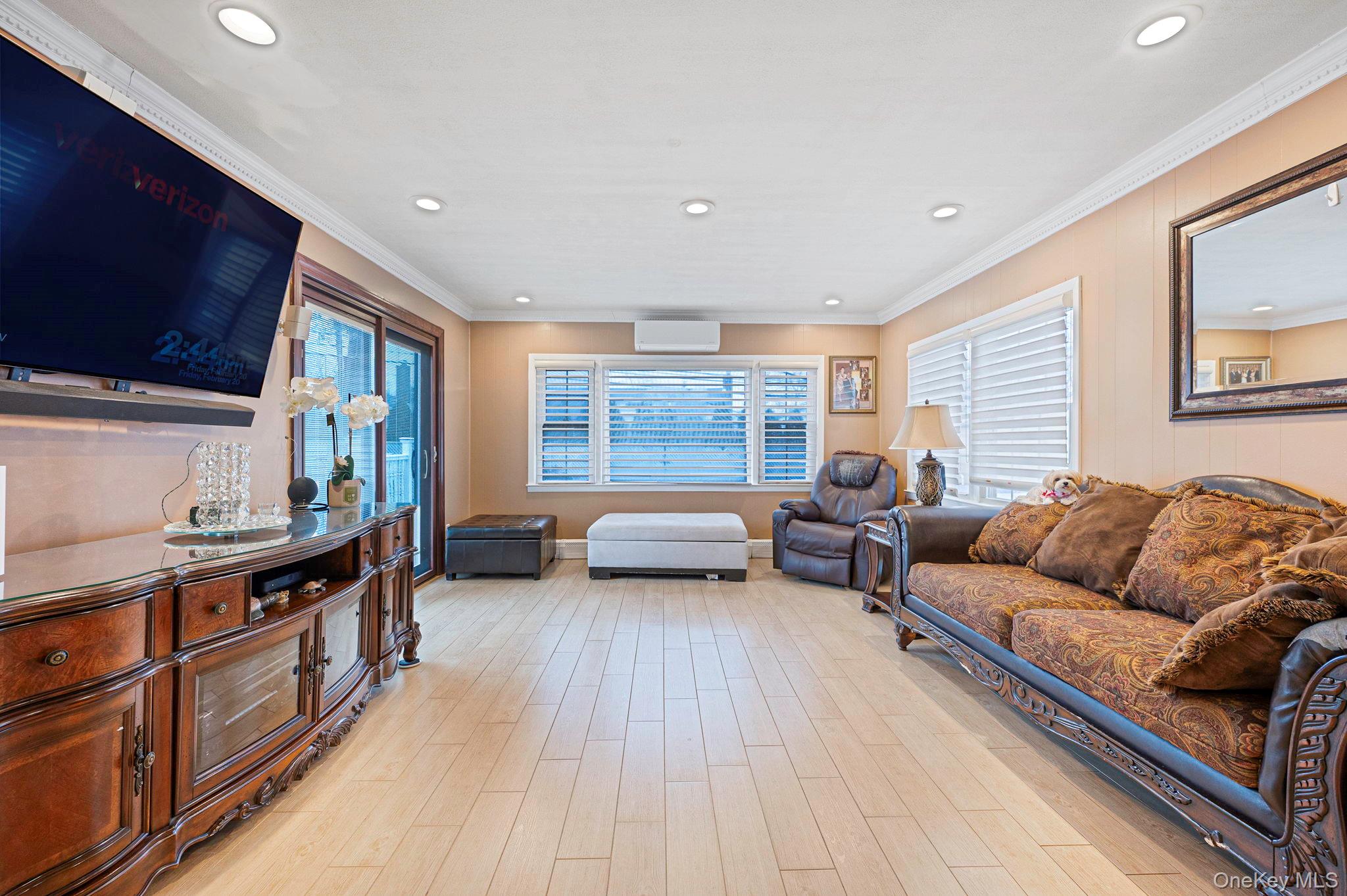 #15 photo, 481 May Lane, East Meadow , NY 11554