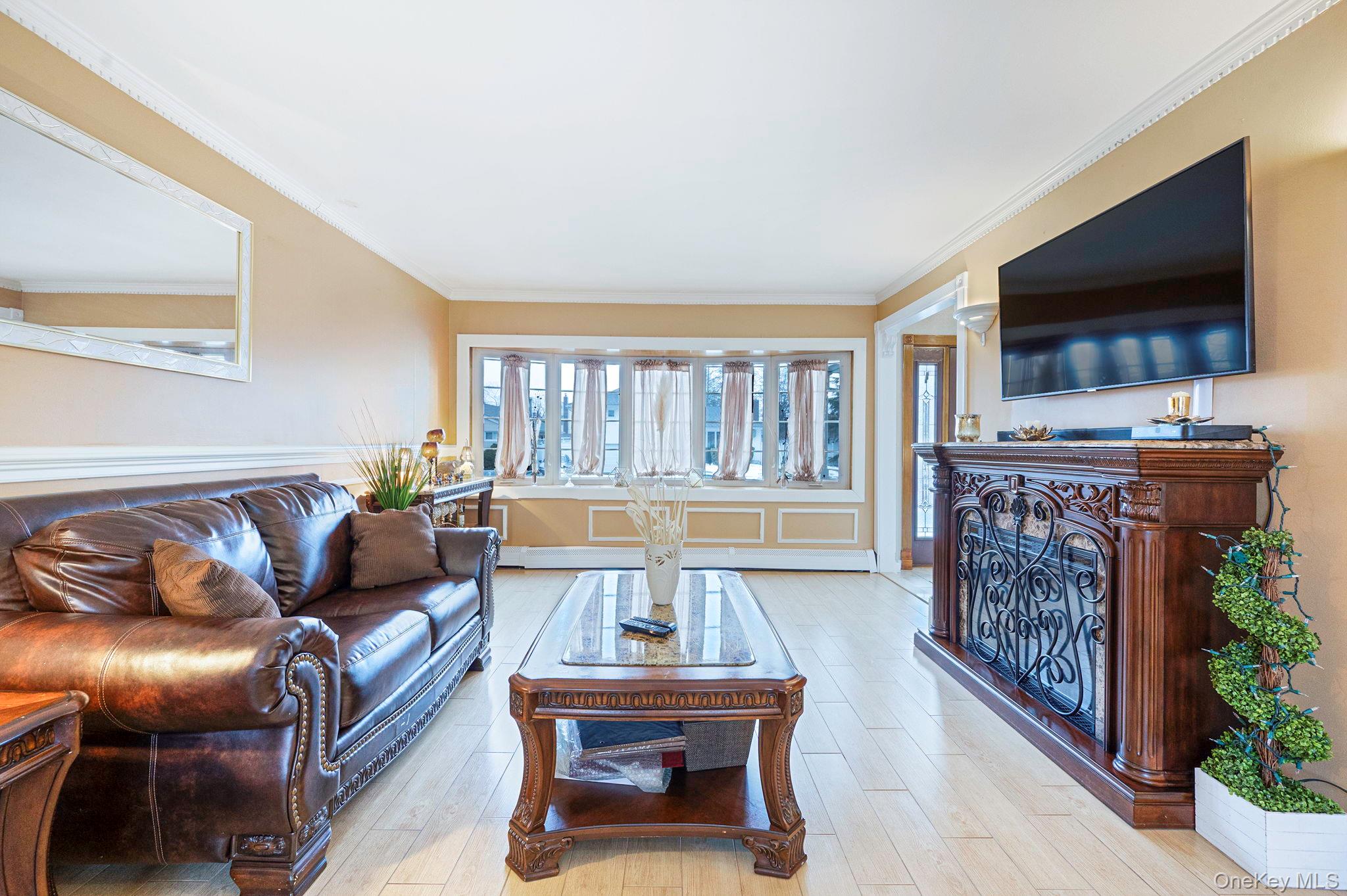 #7 photo, 481 May Lane, East Meadow , NY 11554