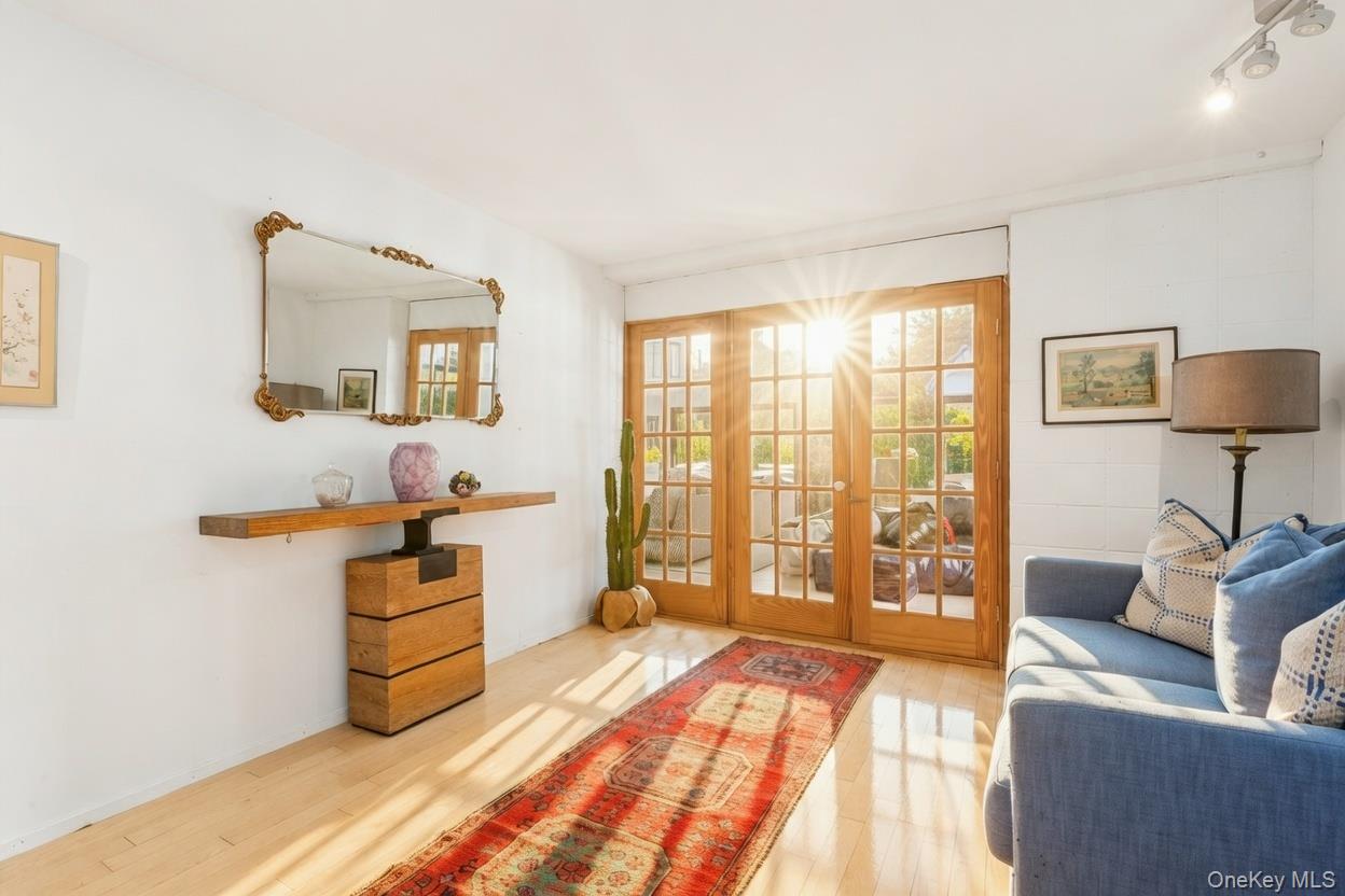 #11 photo, 29 Huntting Road, East Hampton , NY 11937