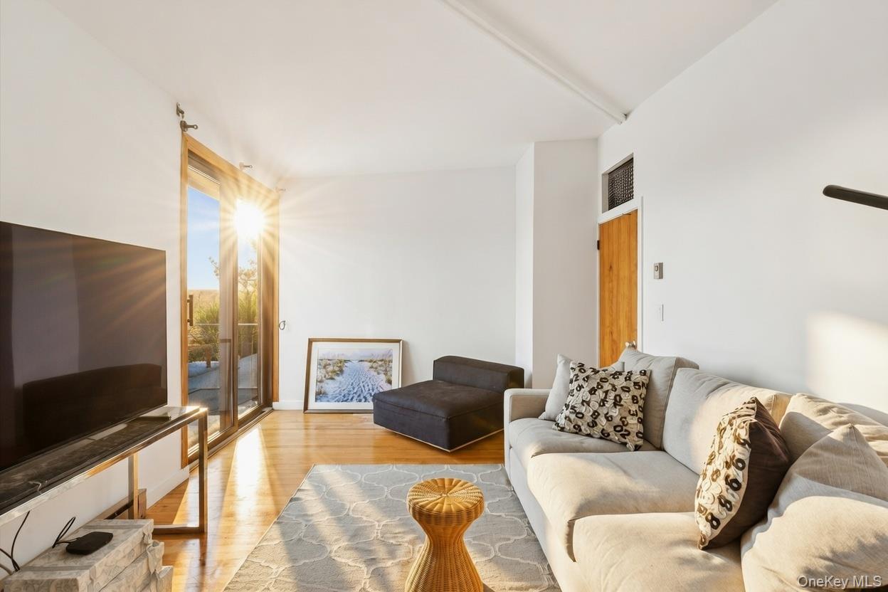 #18 photo, 29 Huntting Road, East Hampton , NY 11937