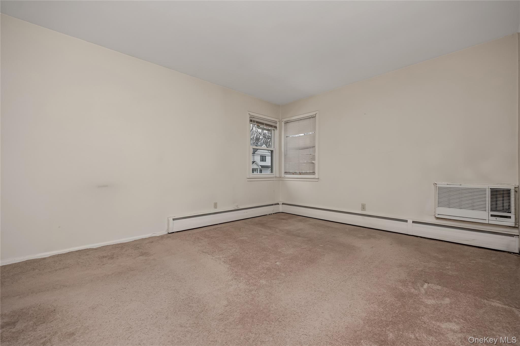 #15 photo, 101 Franklin Street, Massapequa Park , NY 11762