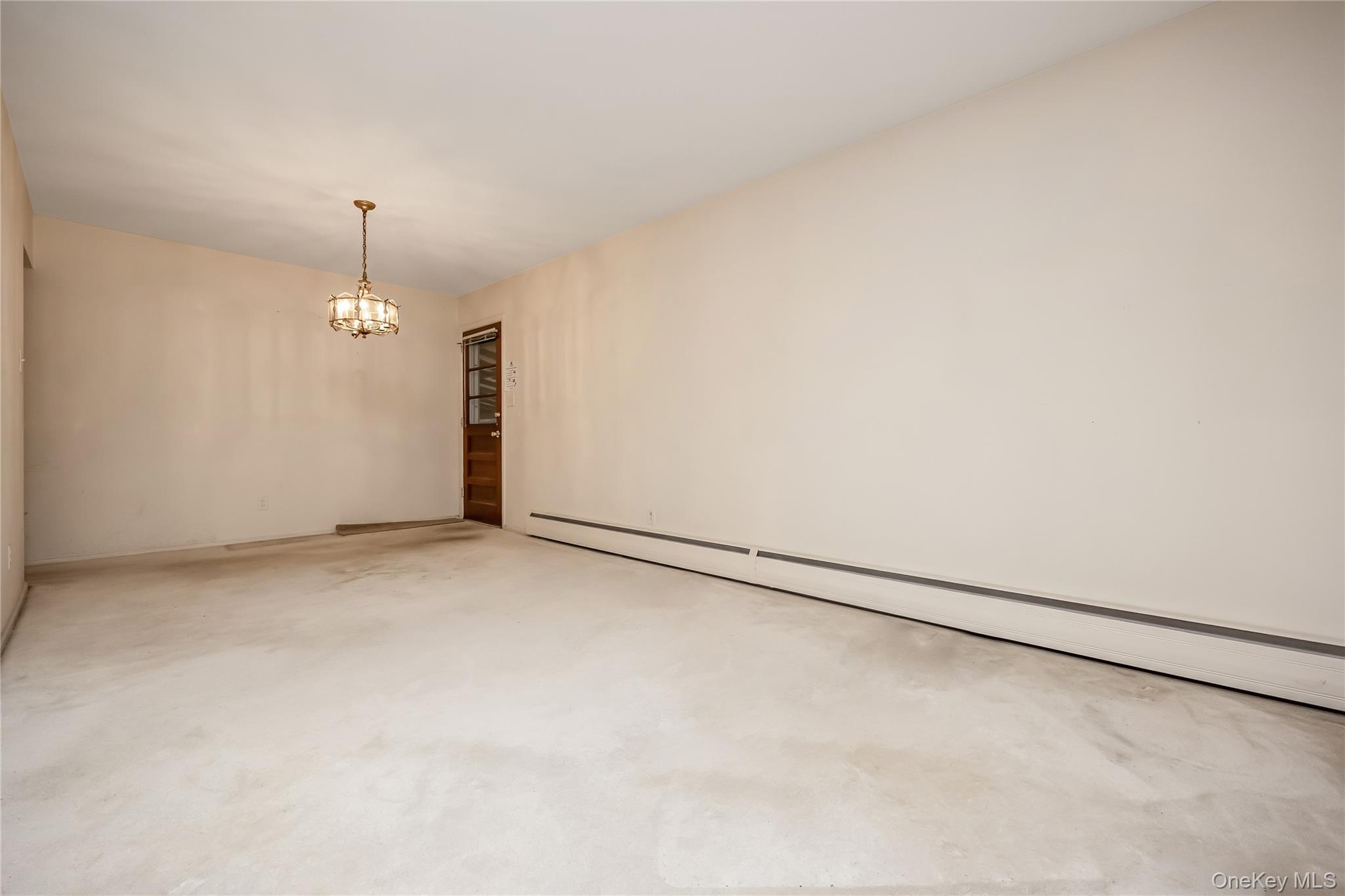 #8 photo, 101 Franklin Street, Massapequa Park , NY 11762