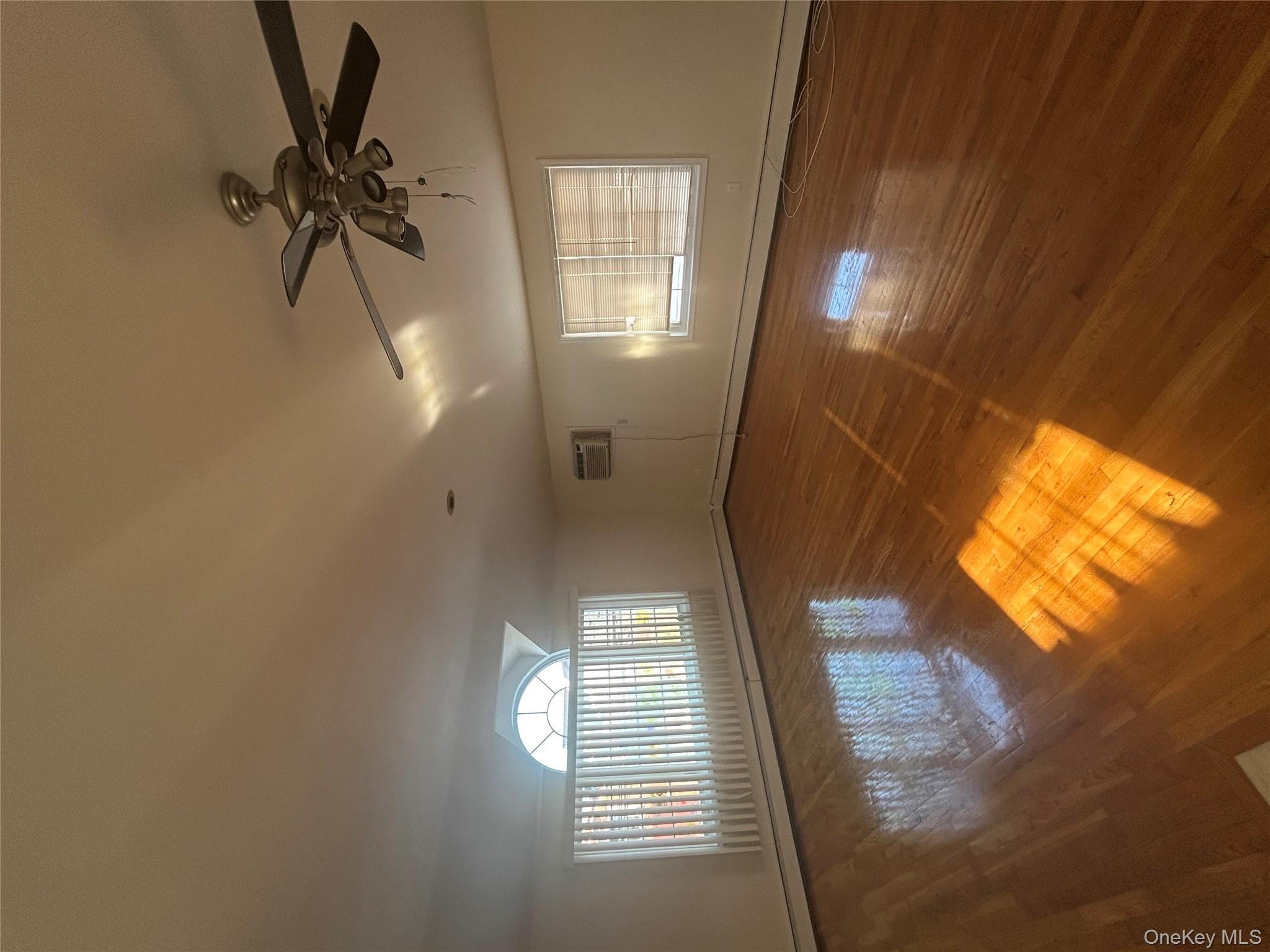 #1 photo, 20238 47 Avenue, बेसाइड Bayside , NY 11361