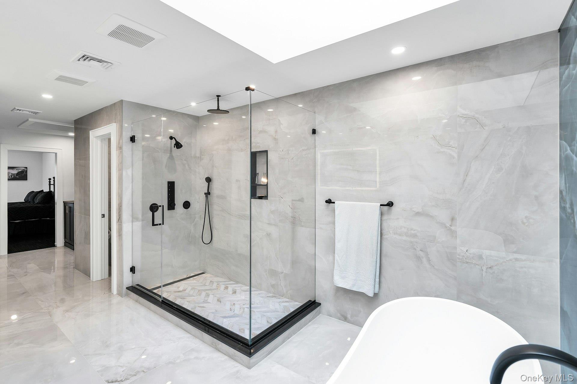 #13 photo, 304 Aerie Court, नासाउ काउंटी Manhasset , NY 11030