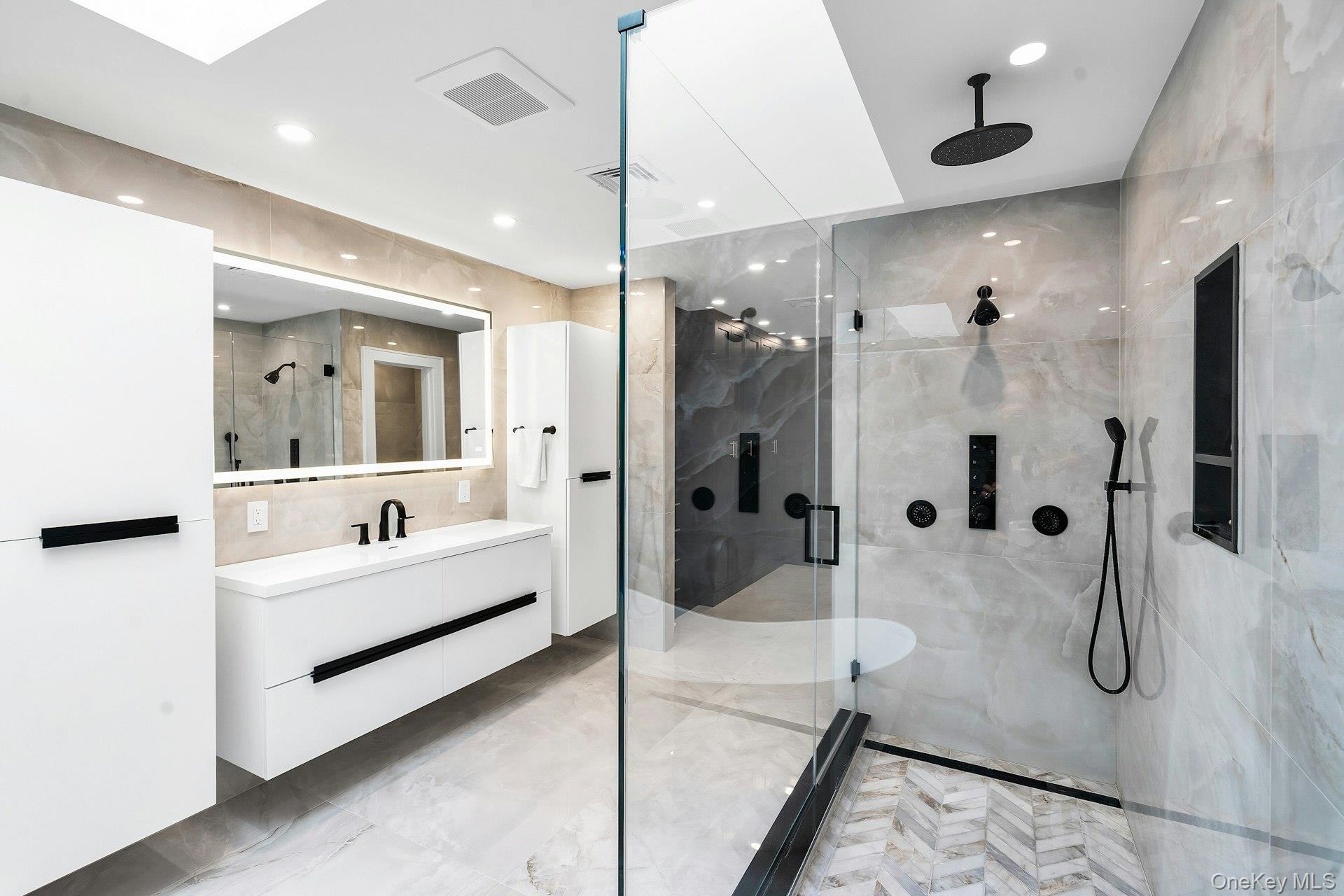 #15 photo, 304 Aerie Court, नासाउ काउंटी Manhasset , NY 11030