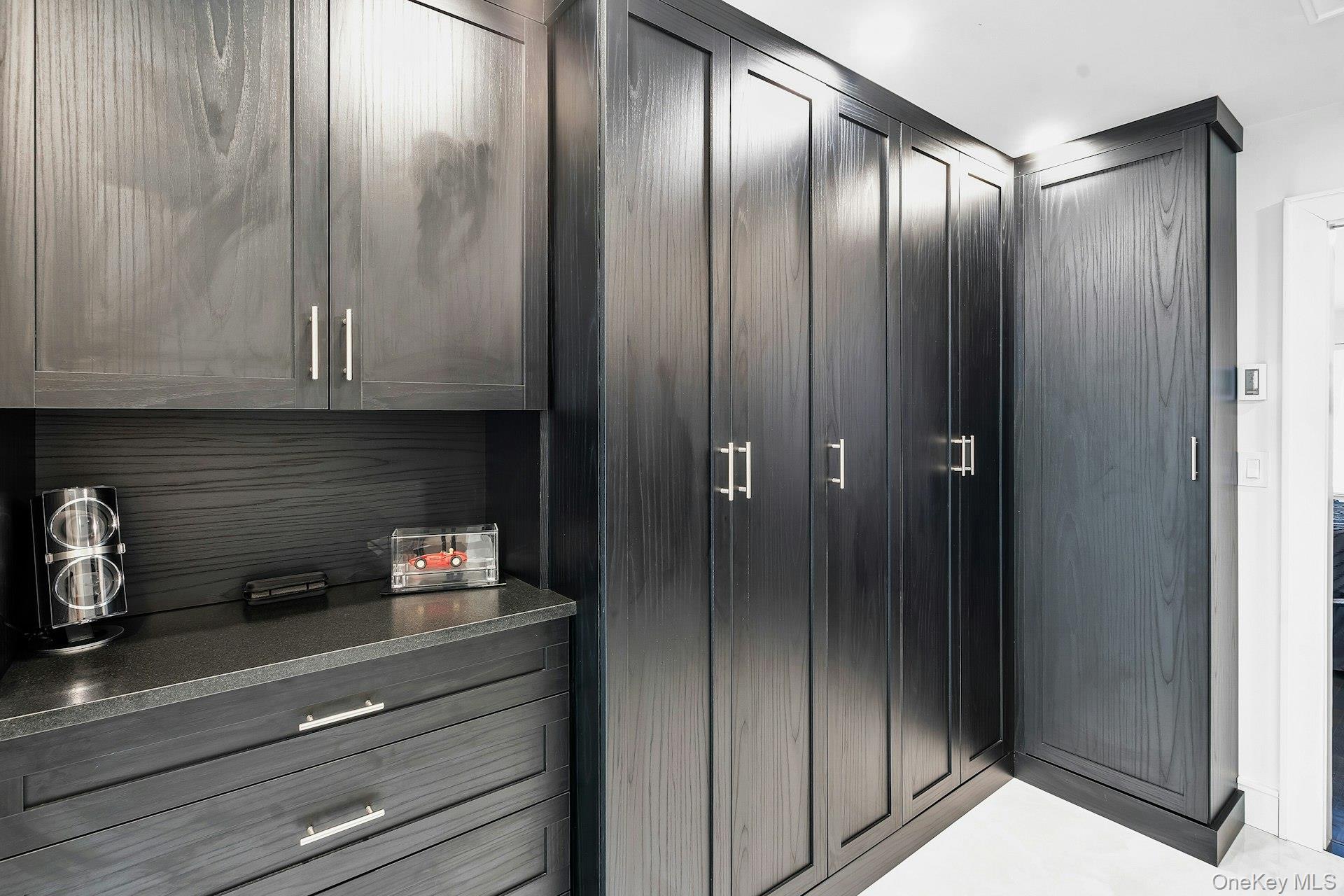 #17 photo, 304 Aerie Court, नासाउ काउंटी Manhasset , NY 11030