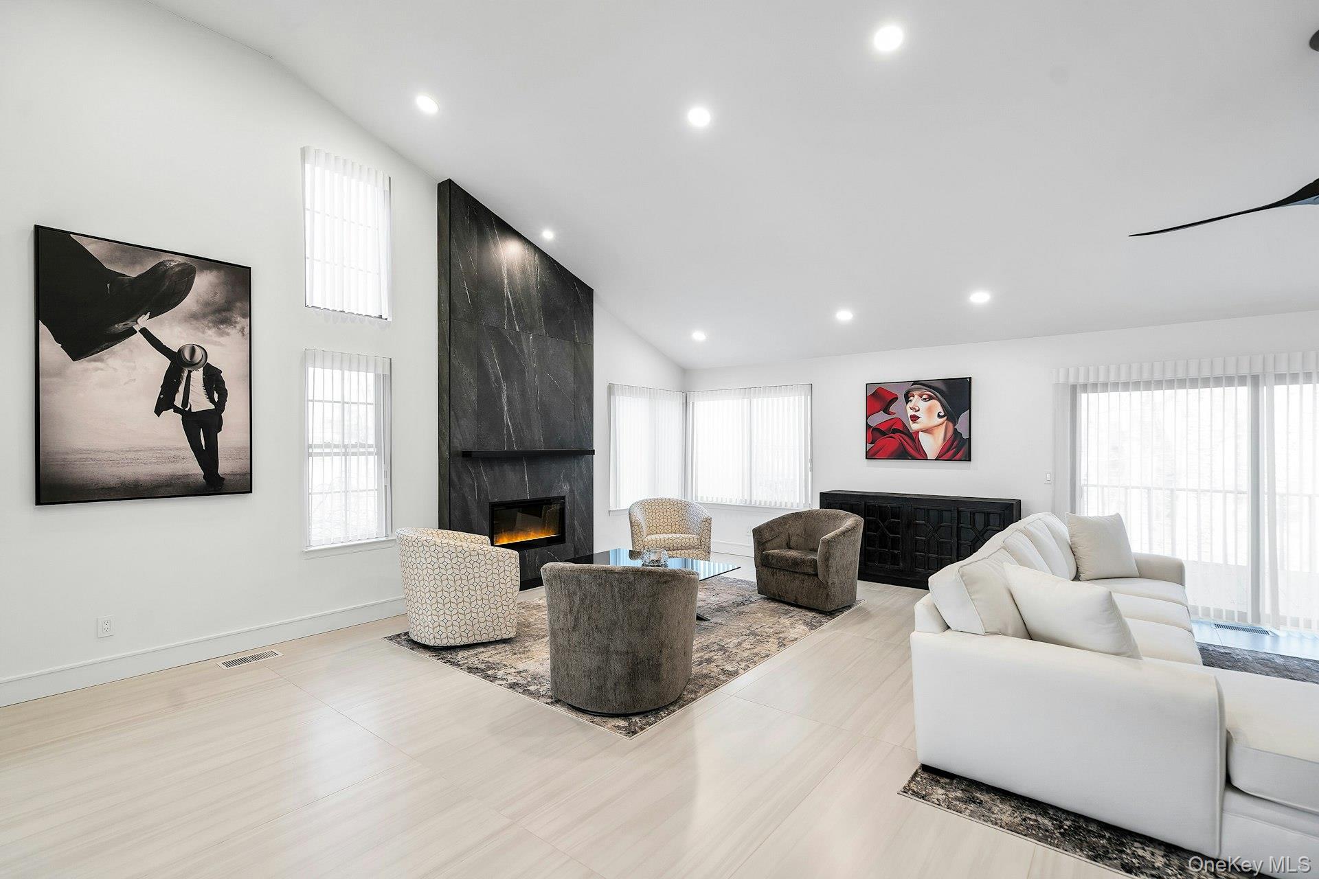 #19 photo, 304 Aerie Court, नासाउ काउंटी Manhasset , NY 11030