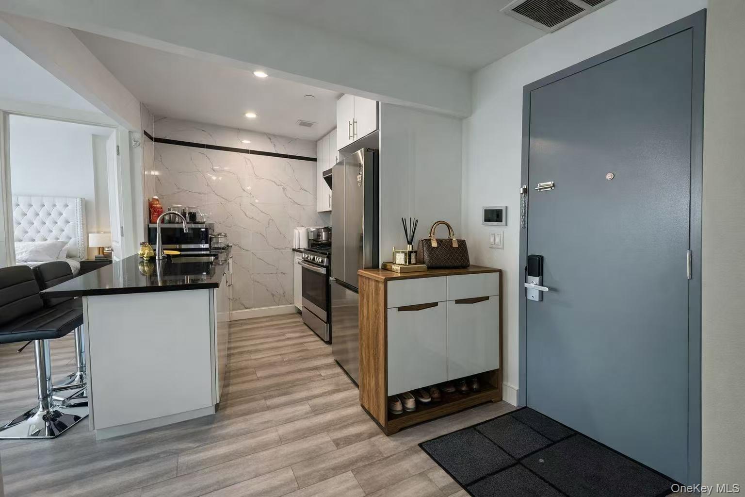 #5 photo, 14427 Sanford Avenue, Flushing , NY 11355