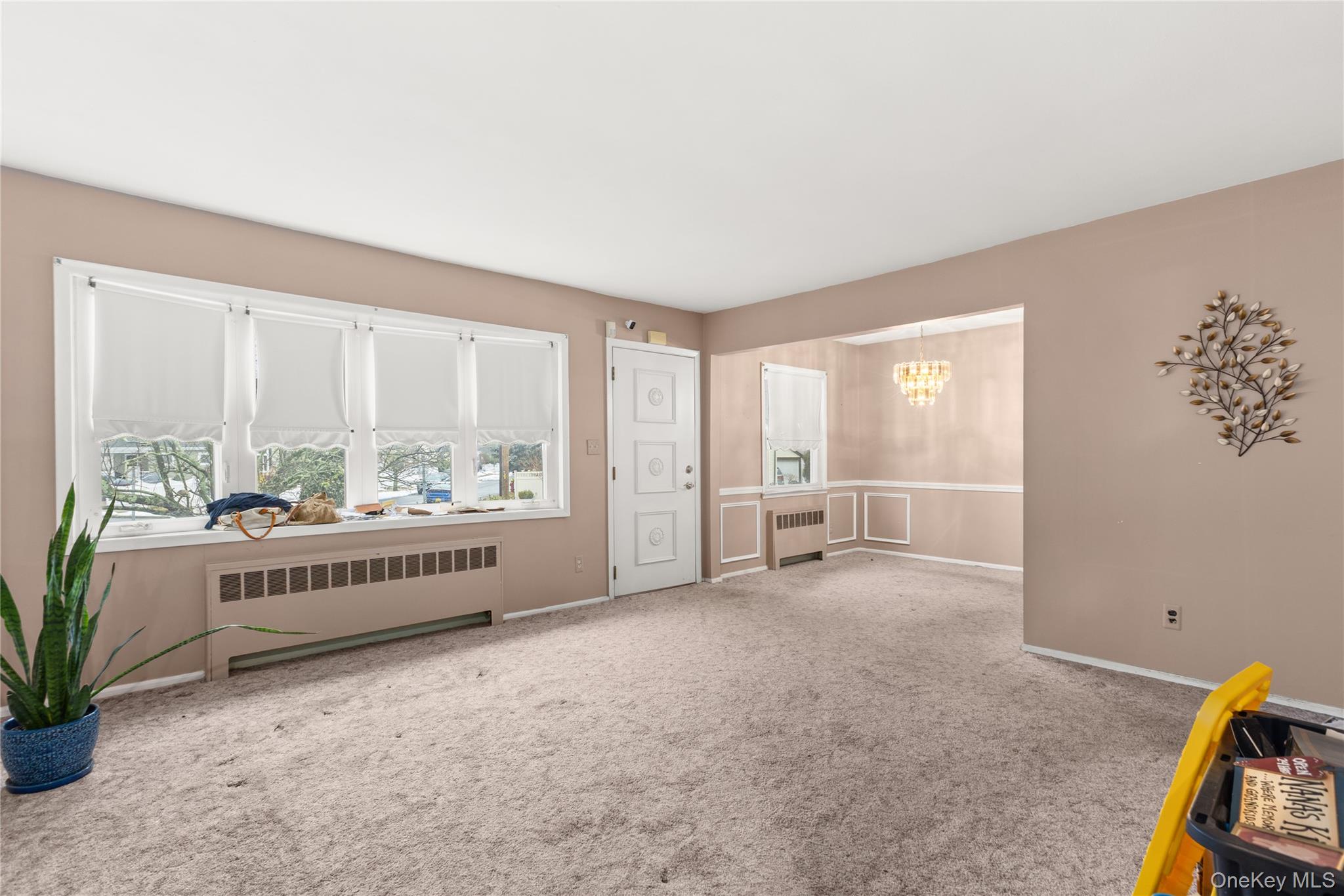 #5 photo, 2341 Dobson Avenue, Нассау ‖ Merrick , NY 11566