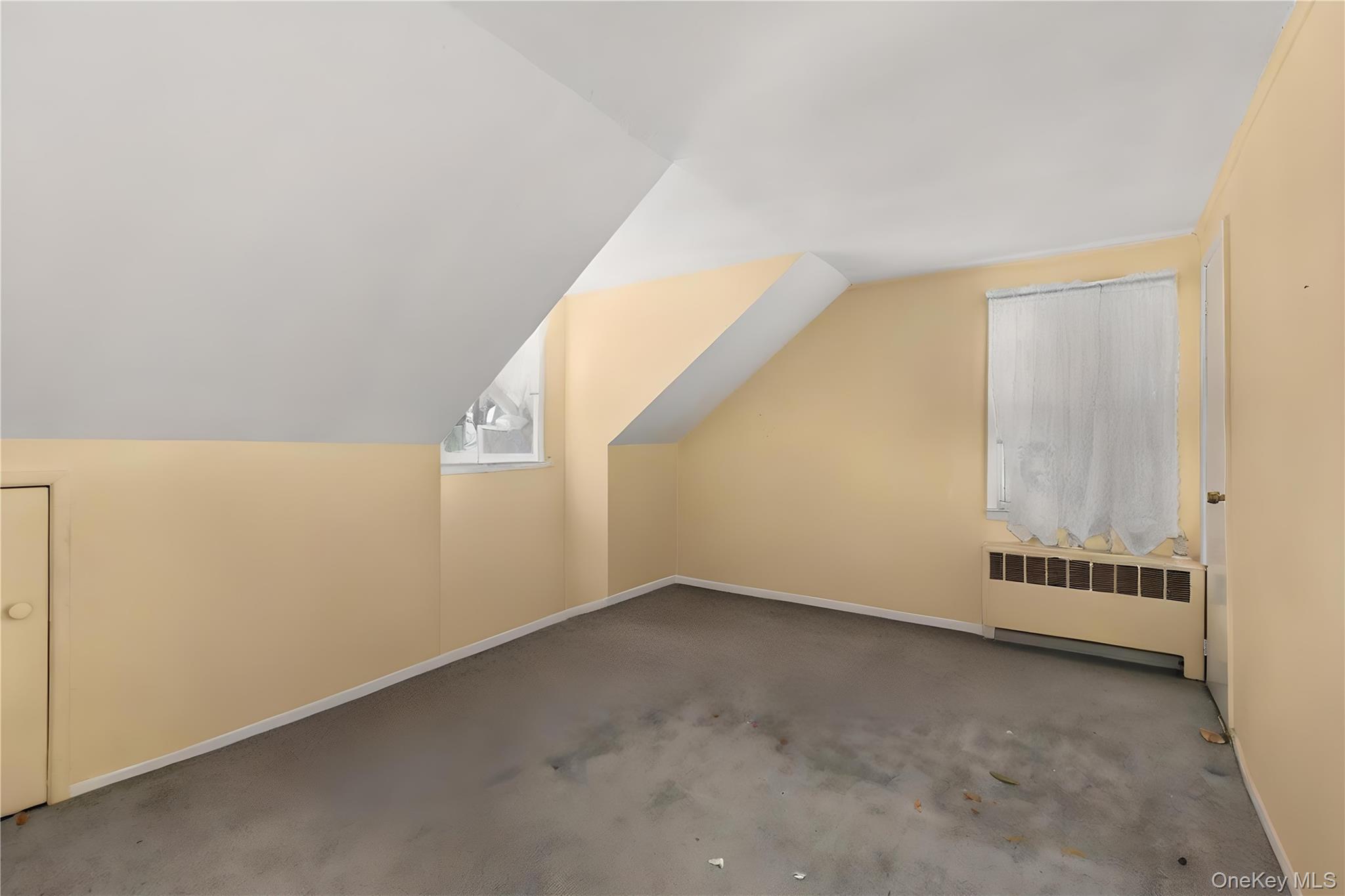 #9 photo, 2341 Dobson Avenue, Нассау ‖ Merrick , NY 11566