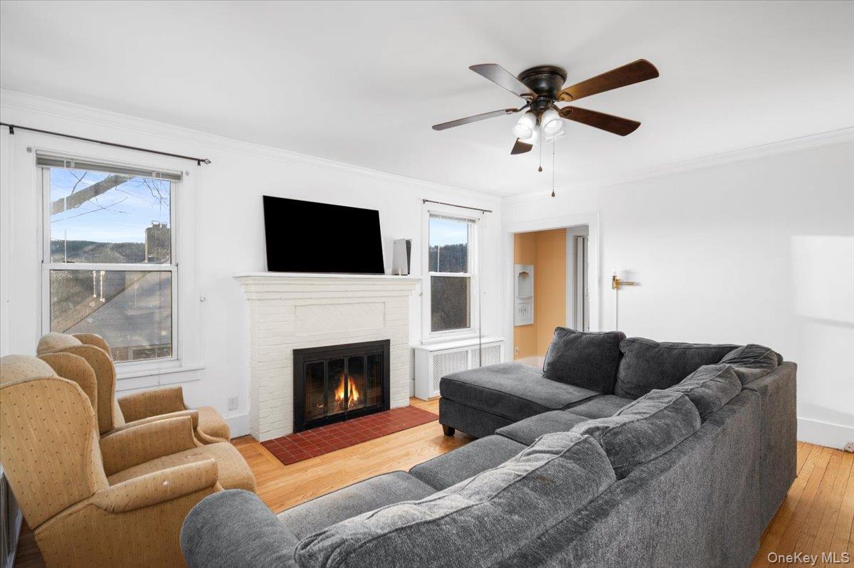 #3 photo, 179 Serrano Avenue, 纽约州 Hawthorne , NY 10532