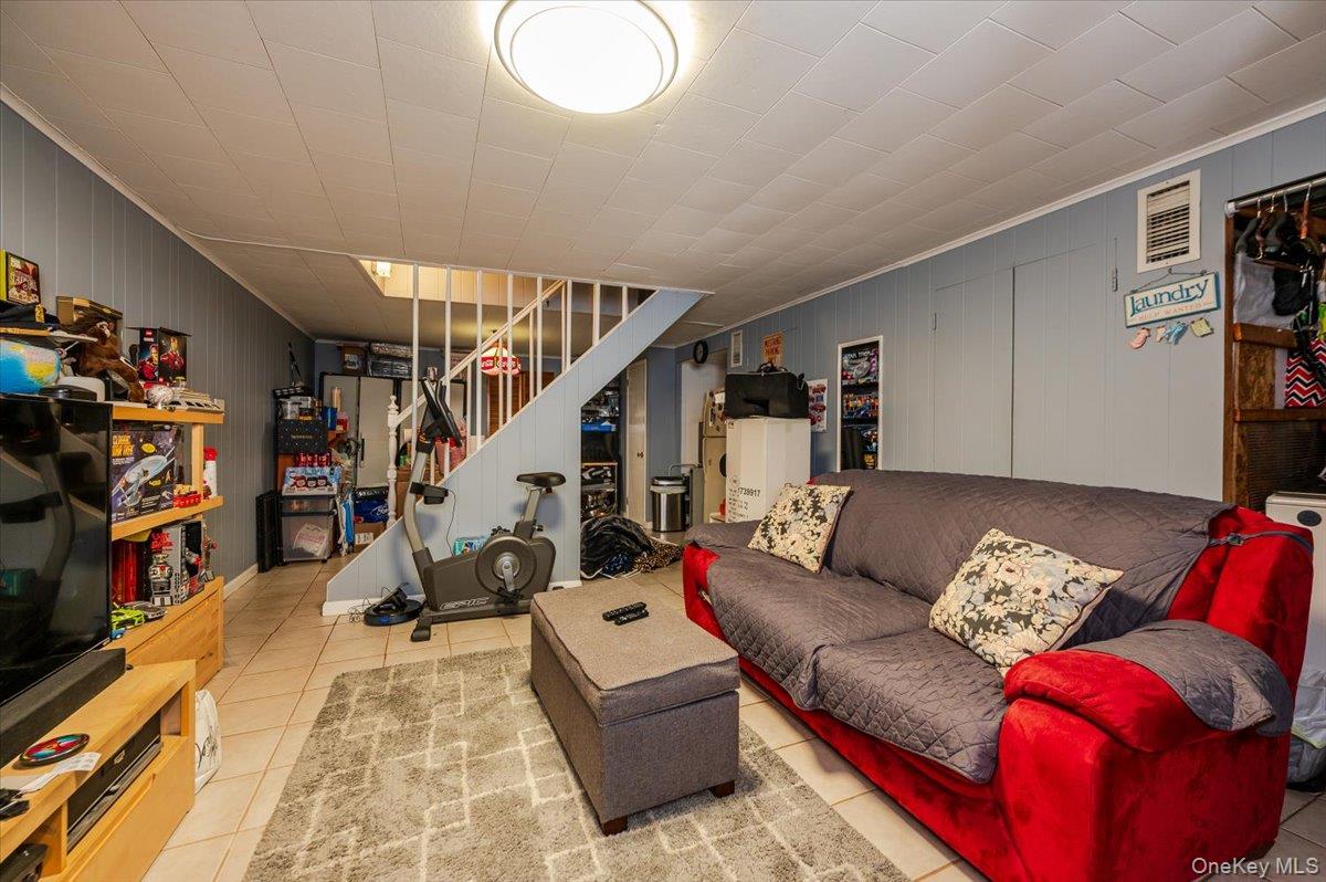 #16 photo, 512 Prentiss Avenue, Bronx , NY 10465