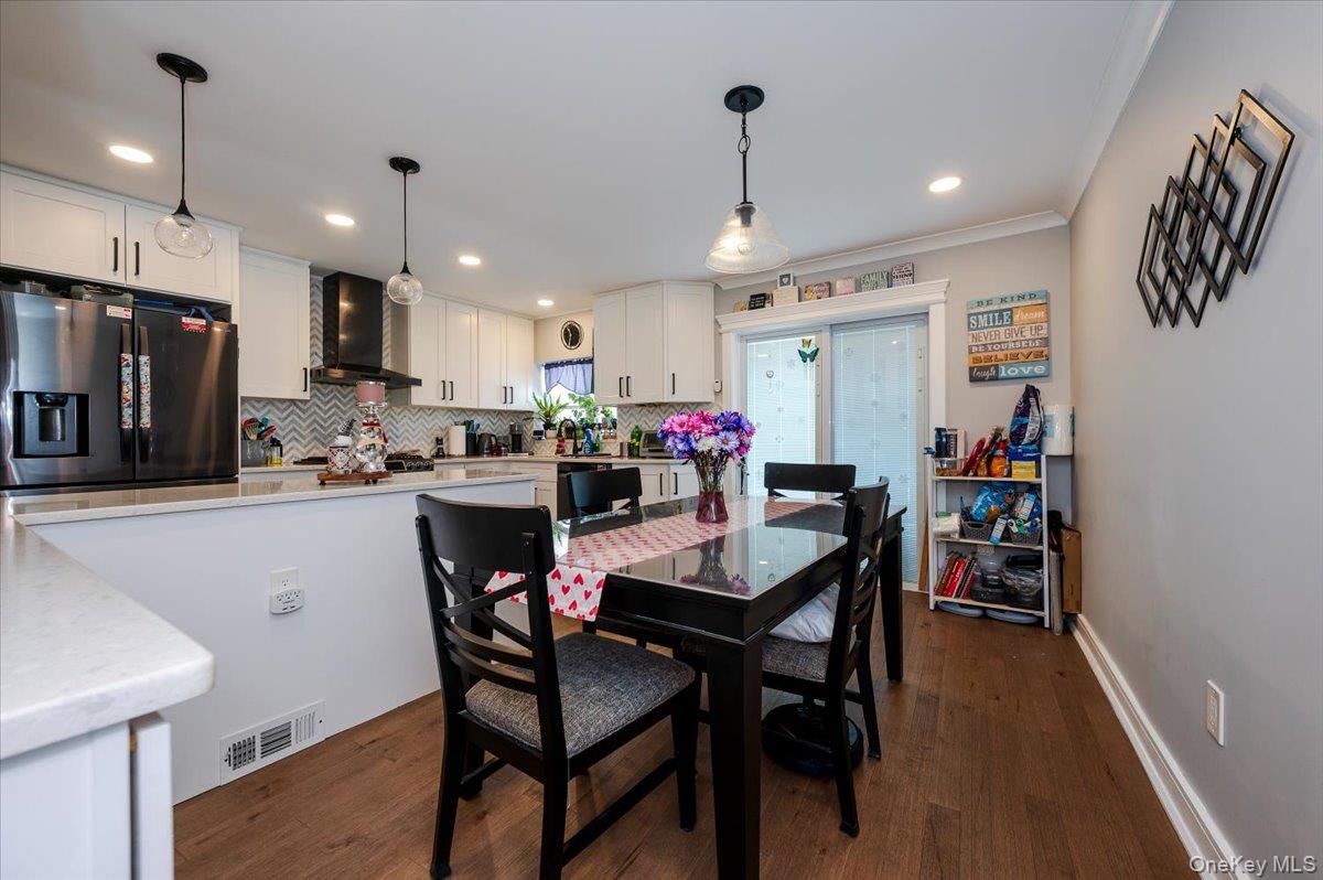 #6 photo, 512 Prentiss Avenue, Bronx , NY 10465