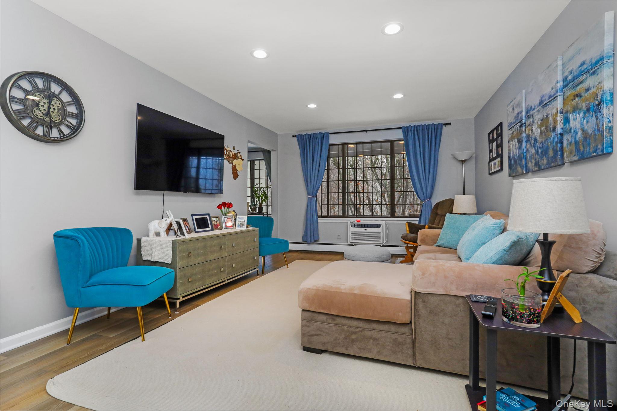 #8 photo, 64 Foxwood Drive, Pleasantville , NY 10570