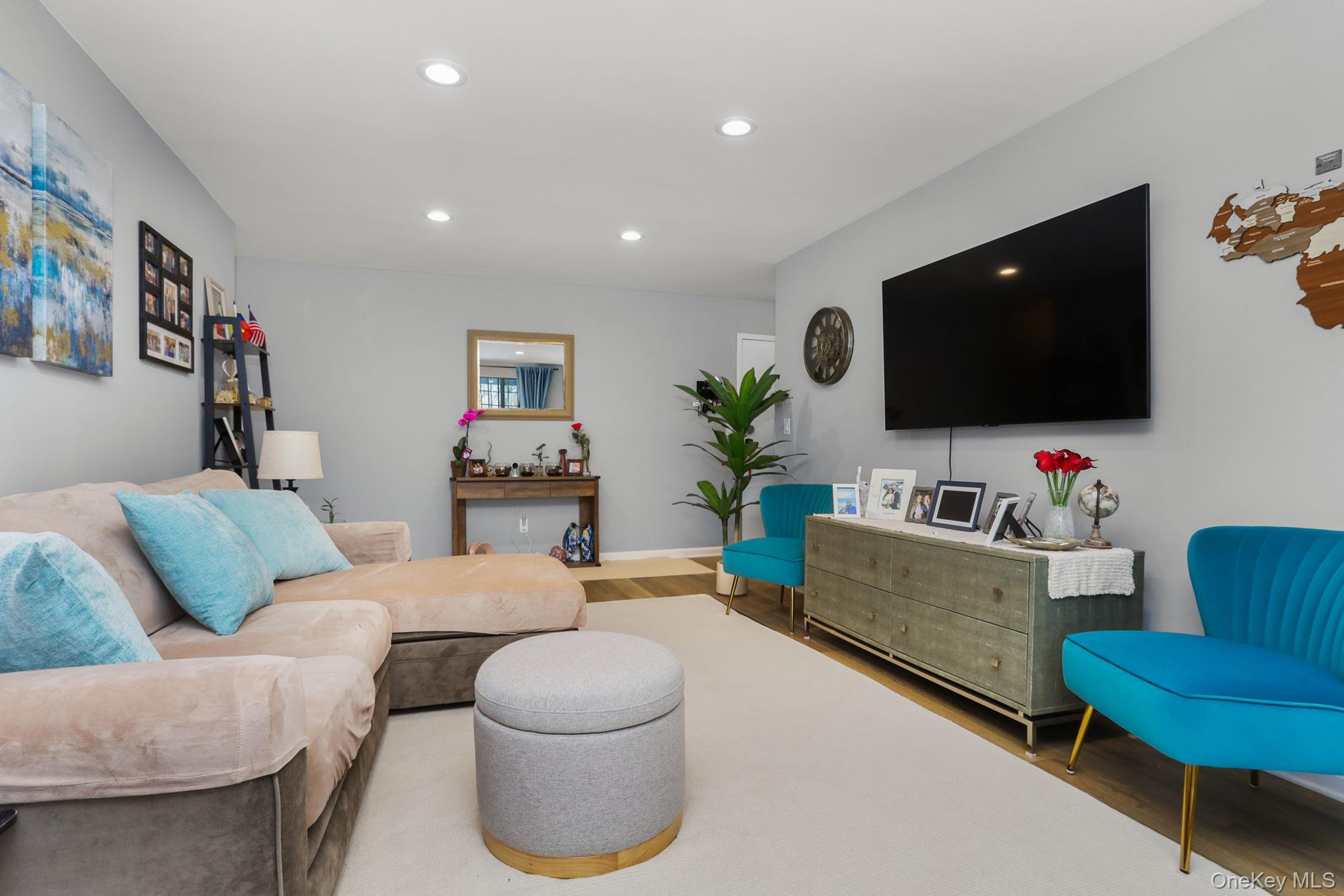 #9 photo, 64 Foxwood Drive, Pleasantville , NY 10570