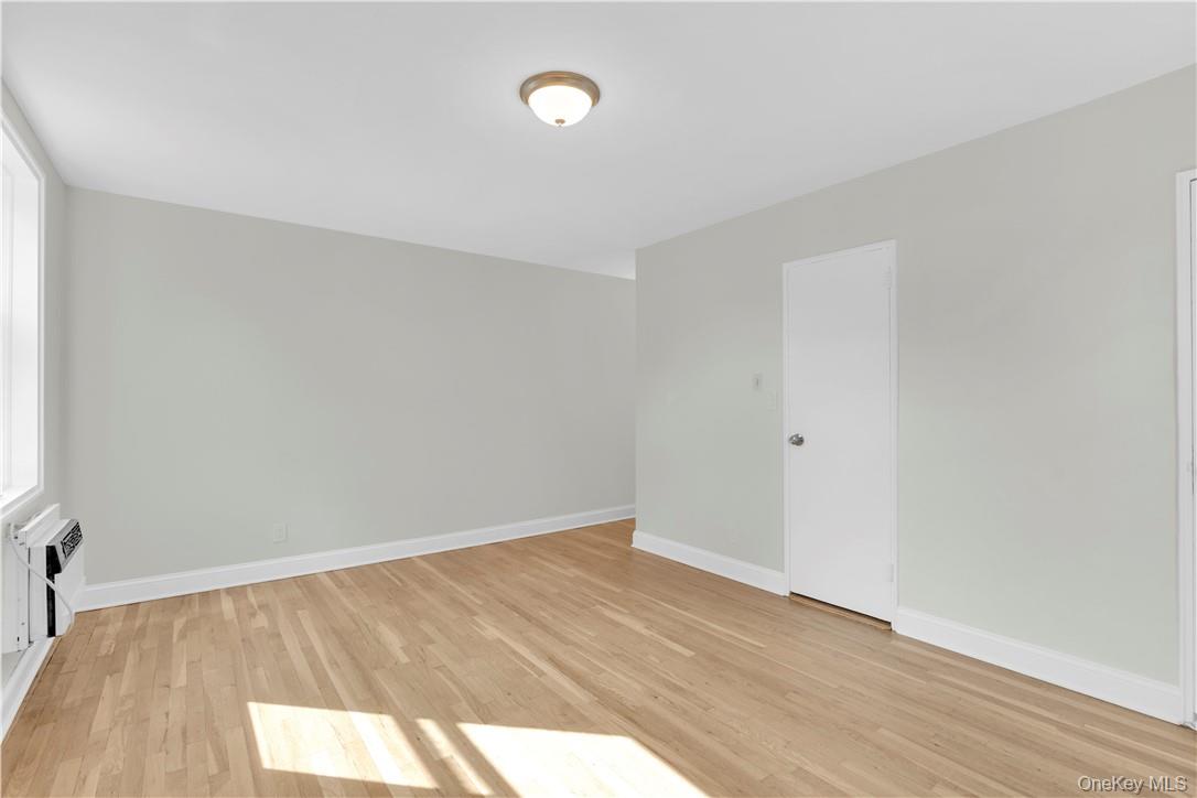 #8 photo, 700 Scarsdale Avenue, Scarsdale , NY 10583