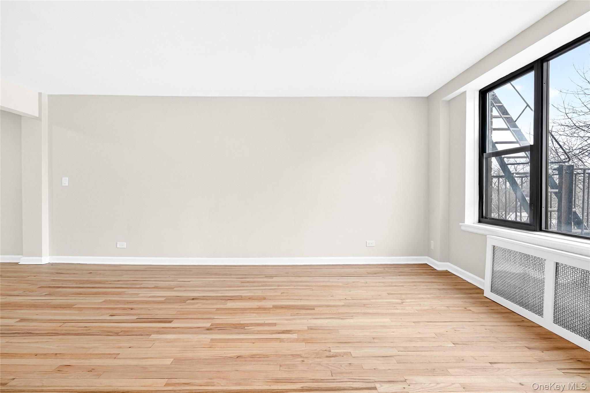 #15 photo, 2244 Bronx Park, הברונקס Bronx , NY 10467