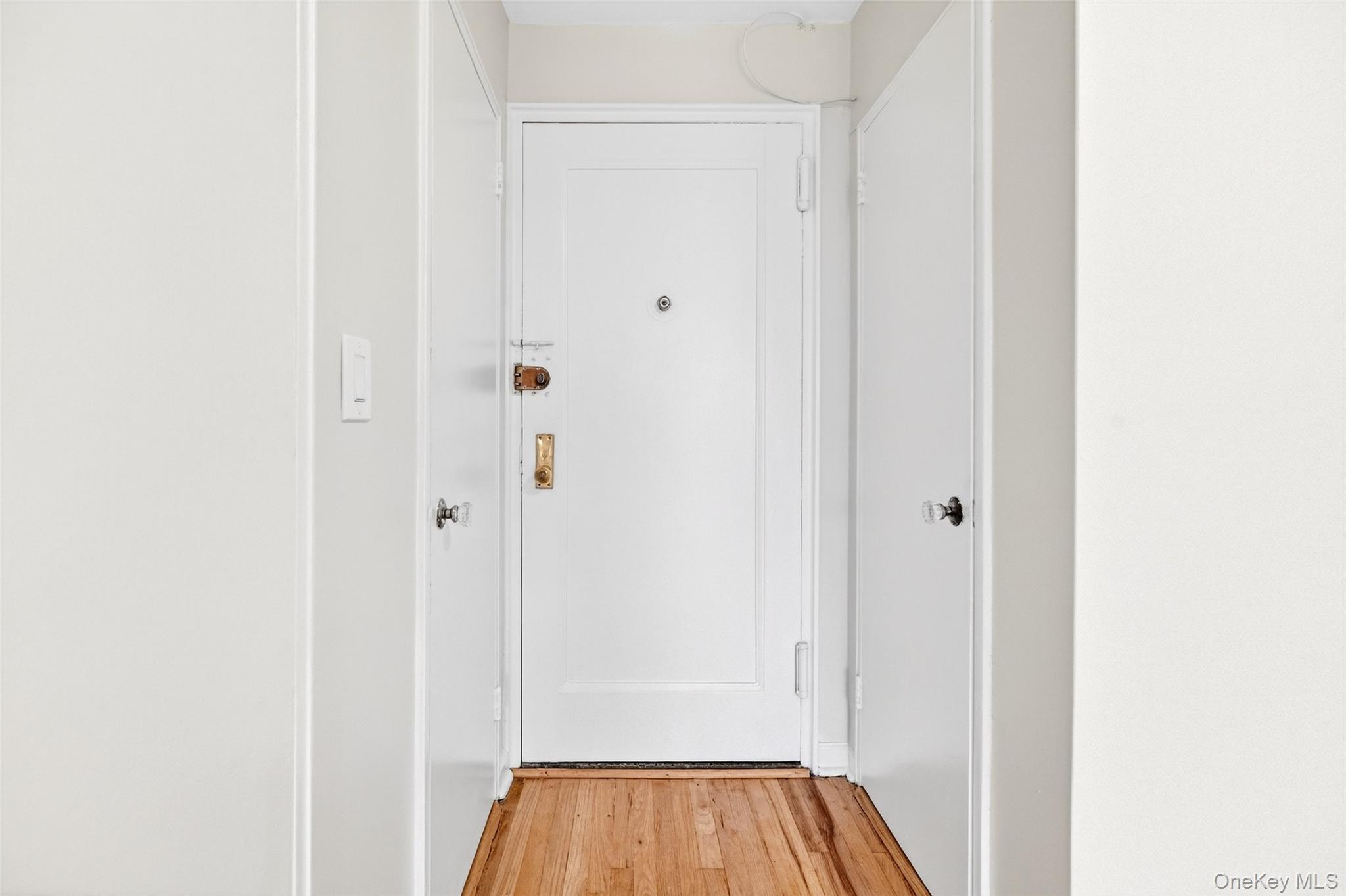 #5 photo, 2244 Bronx Park, הברונקס Bronx , NY 10467