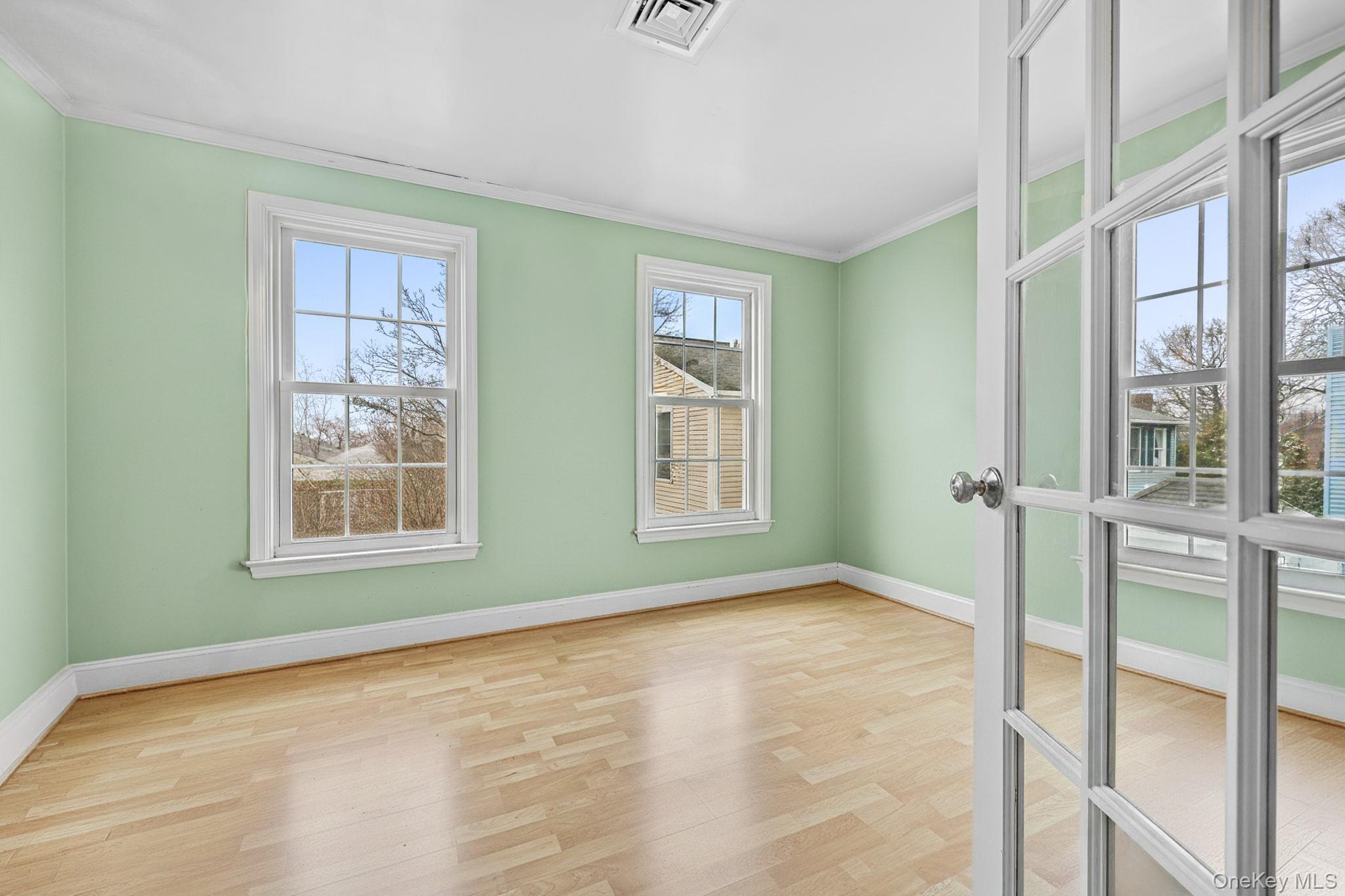 #18 photo, 14 Washington Mews, Port Chester , NY 10573