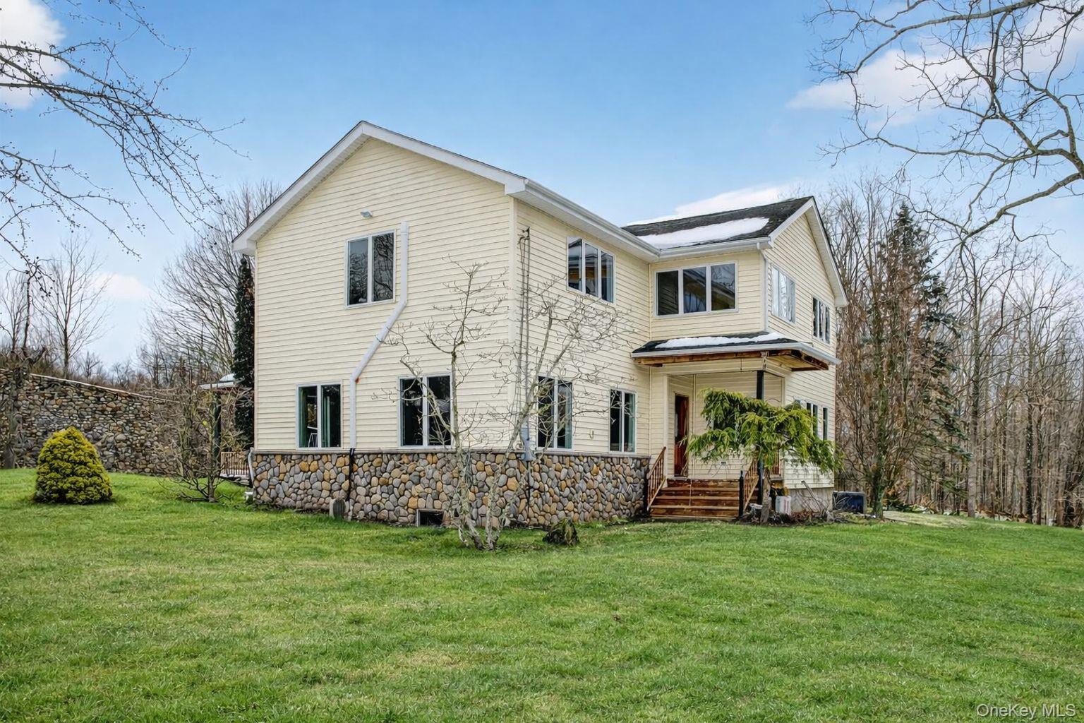 #1 photo, 558 Pine Hill Road, Chester , NY 10918