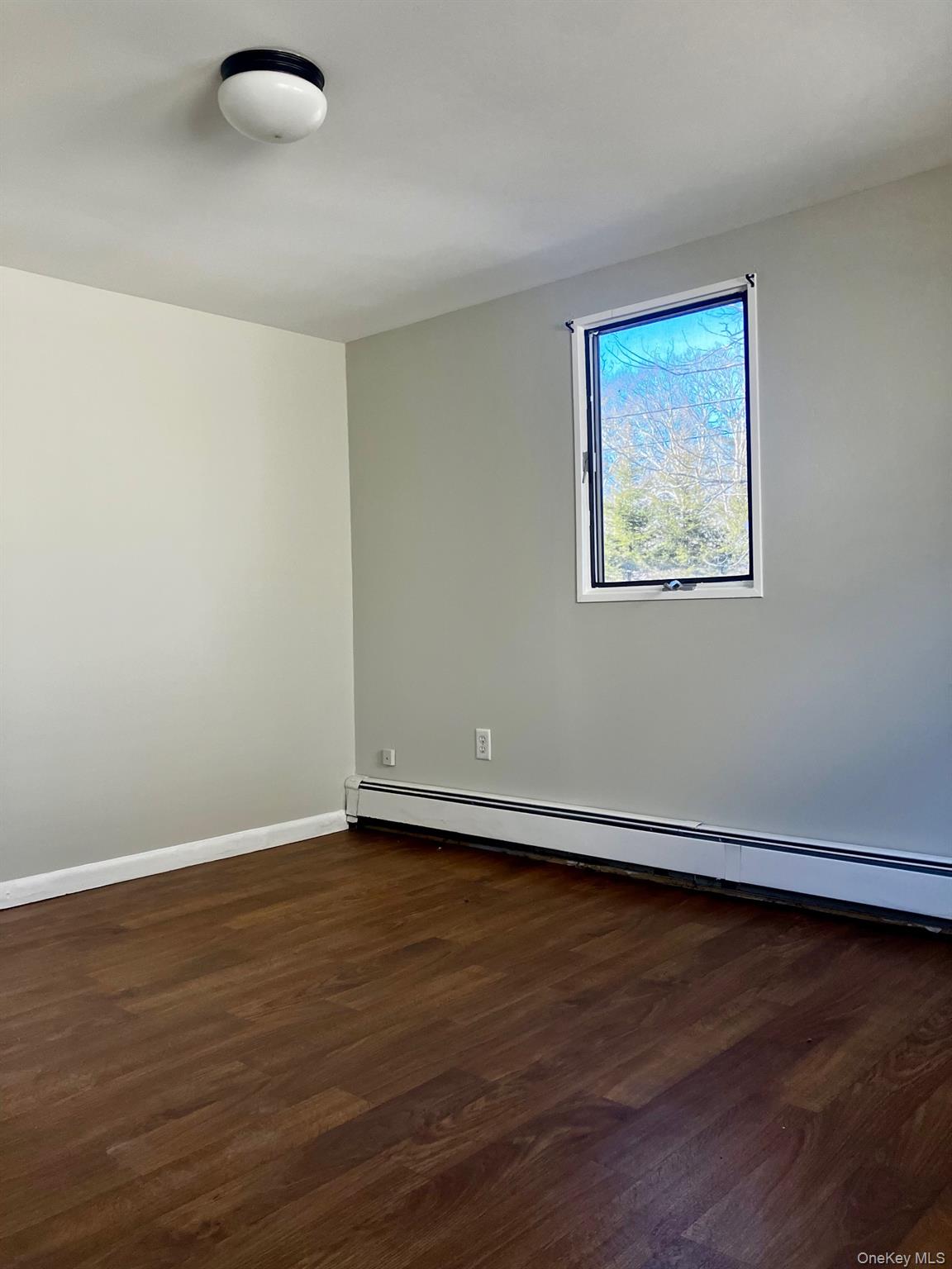 #19 photo, 87 W Peenpack Trail, Sparrowbush , NY 12780