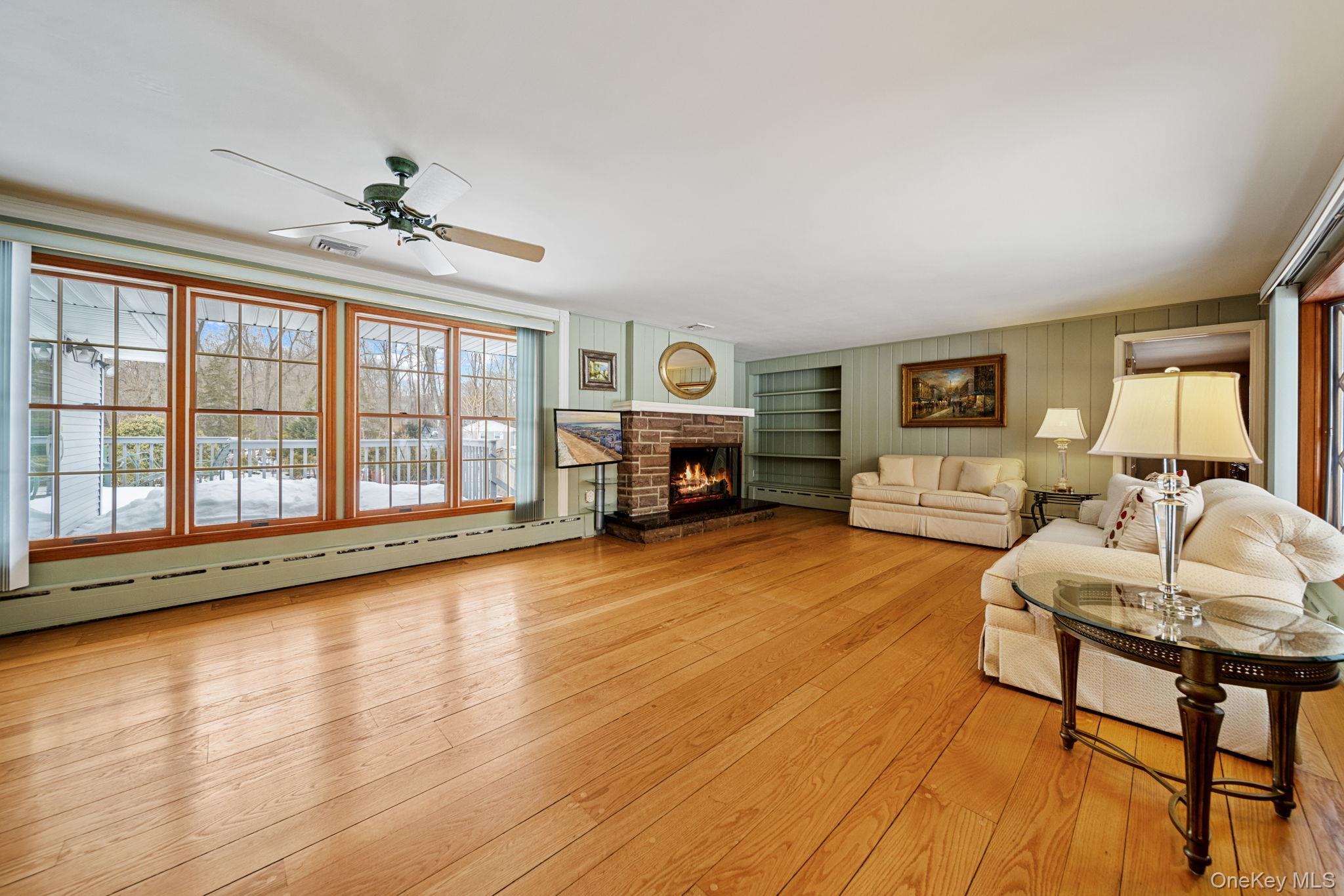 #1 photo, 166 Parrott Road, West Nyack , NY 10994