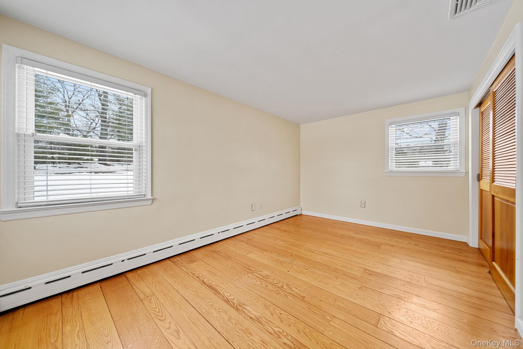 #11 photo, 166 Parrott Road, West Nyack , NY 10994