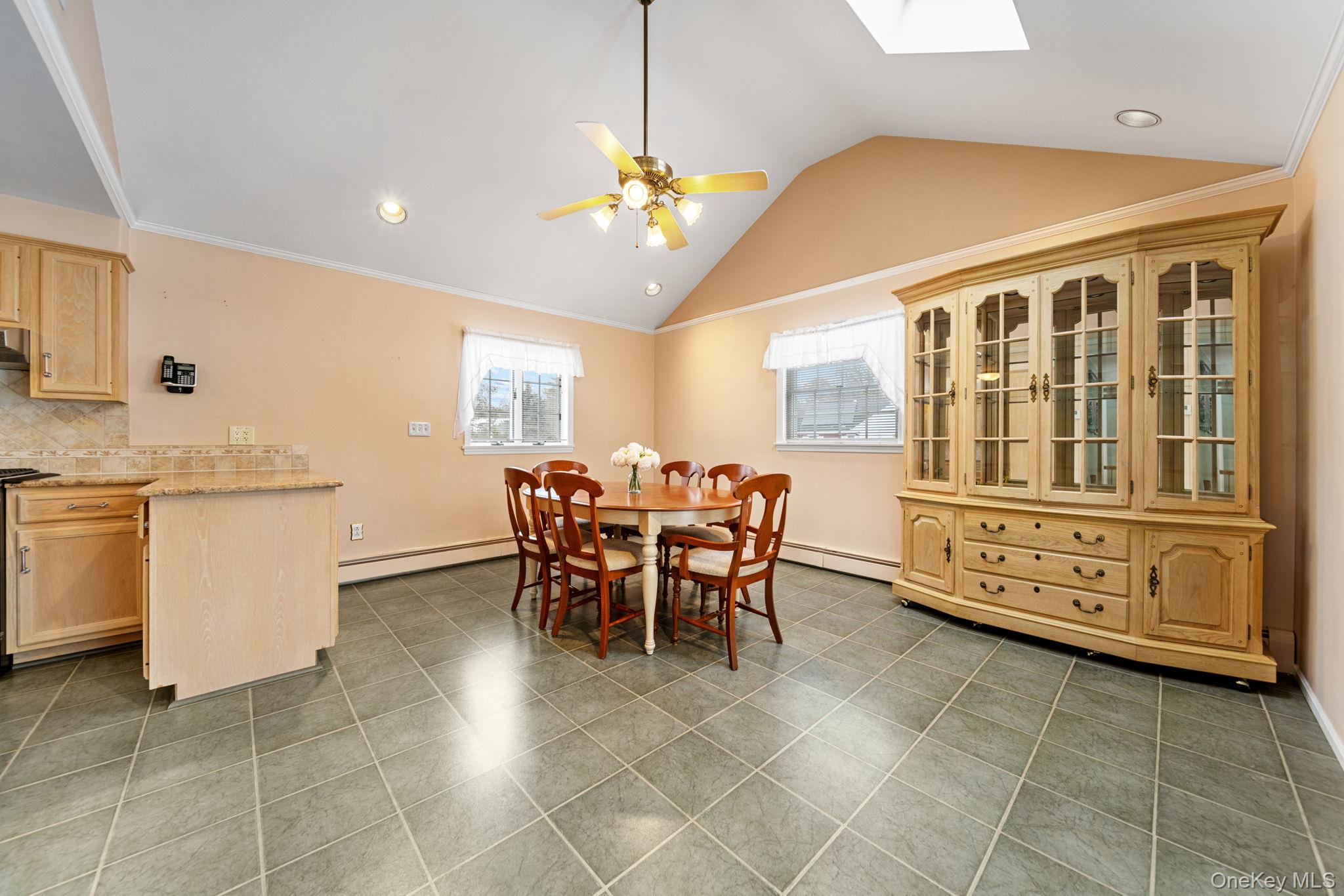 #19 photo, 166 Parrott Road, West Nyack , NY 10994