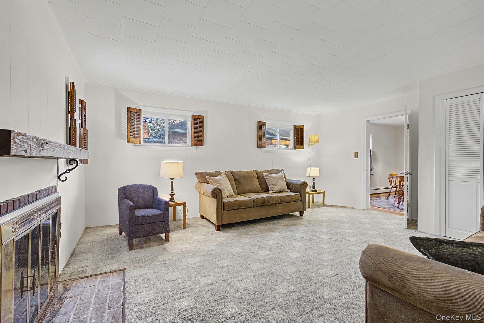 #14 photo, 91 Ireland Place, Саффолк ‖ Amityville , NY 11701