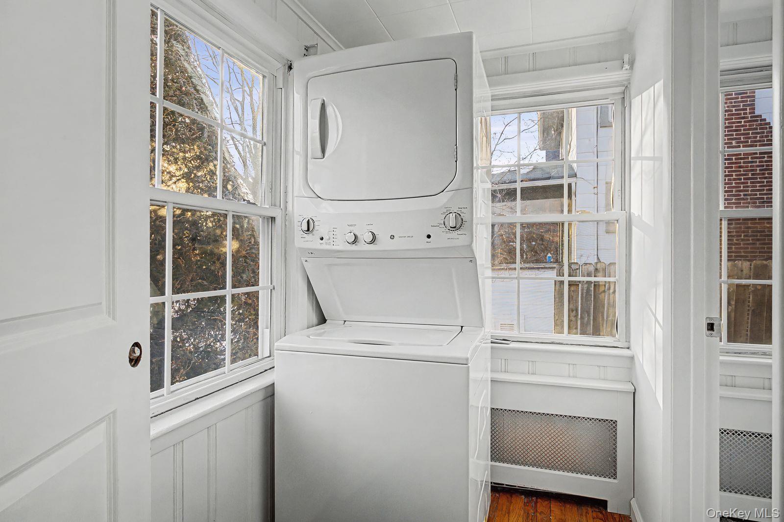 #15 photo, 91 Ireland Place, Саффолк ‖ Amityville , NY 11701