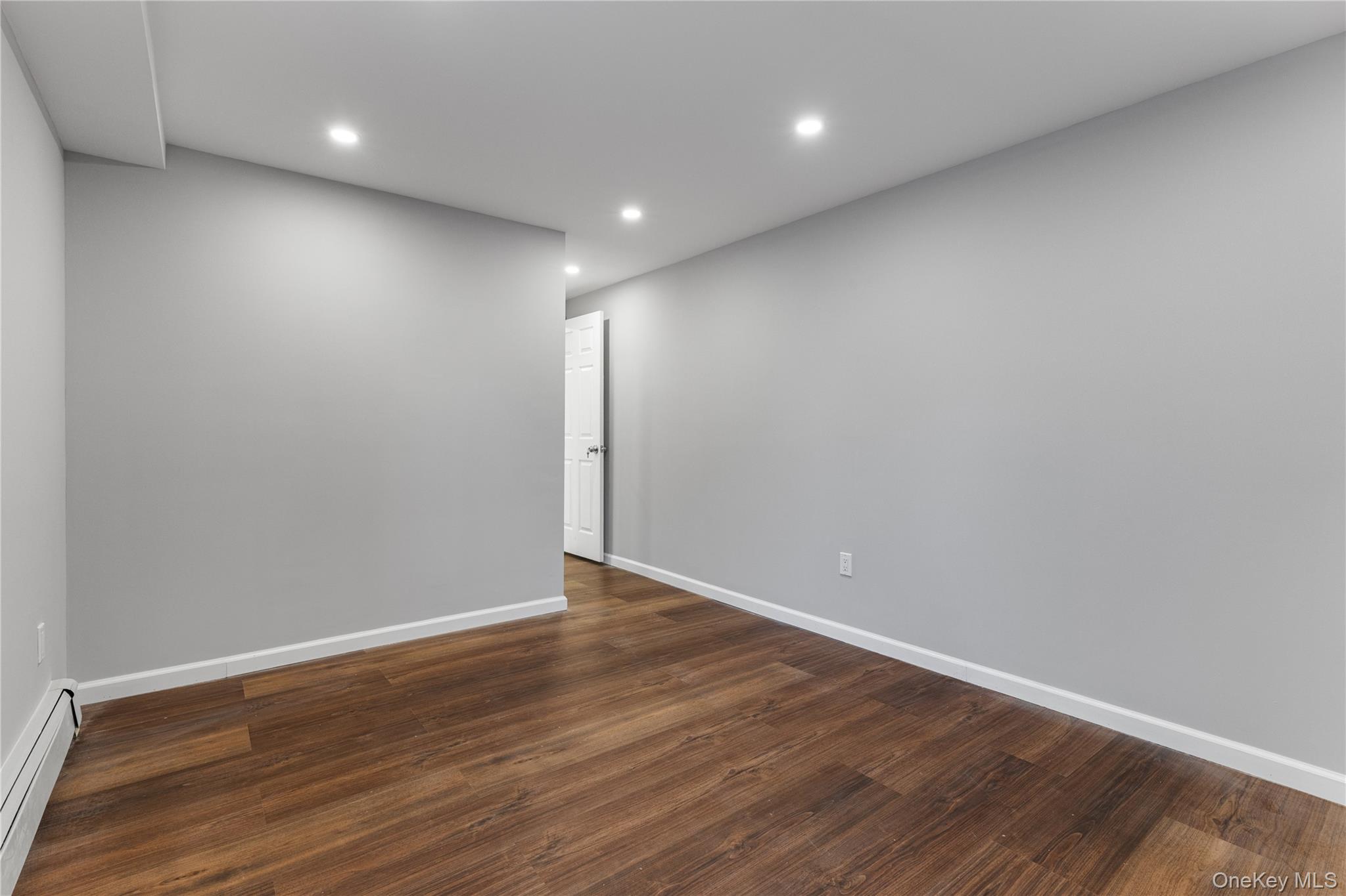 #10 photo, 840 E Broadway, Нассау ‖ Long Beach , NY 11561