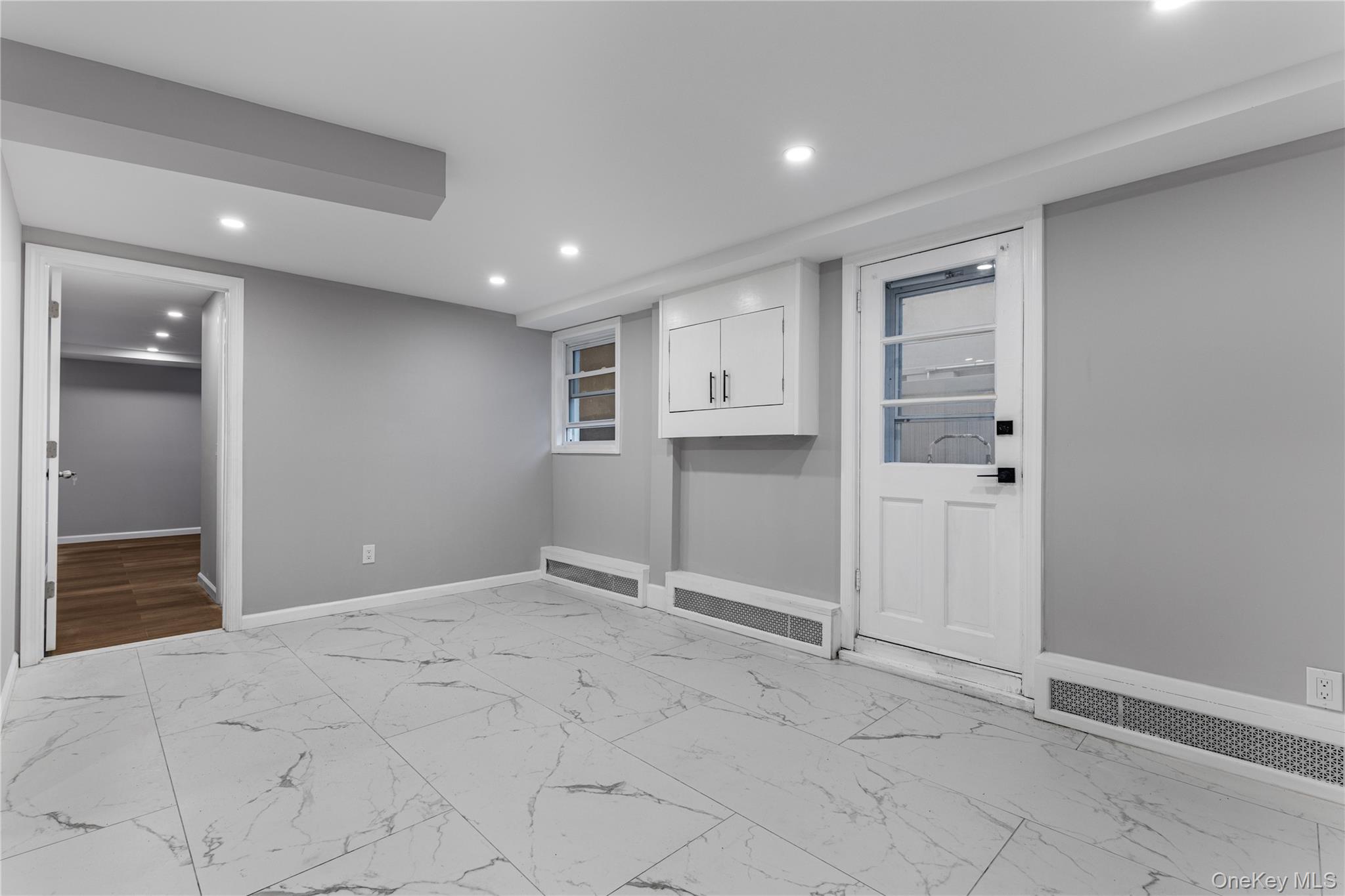 #4 photo, 840 E Broadway, Нассау ‖ Long Beach , NY 11561