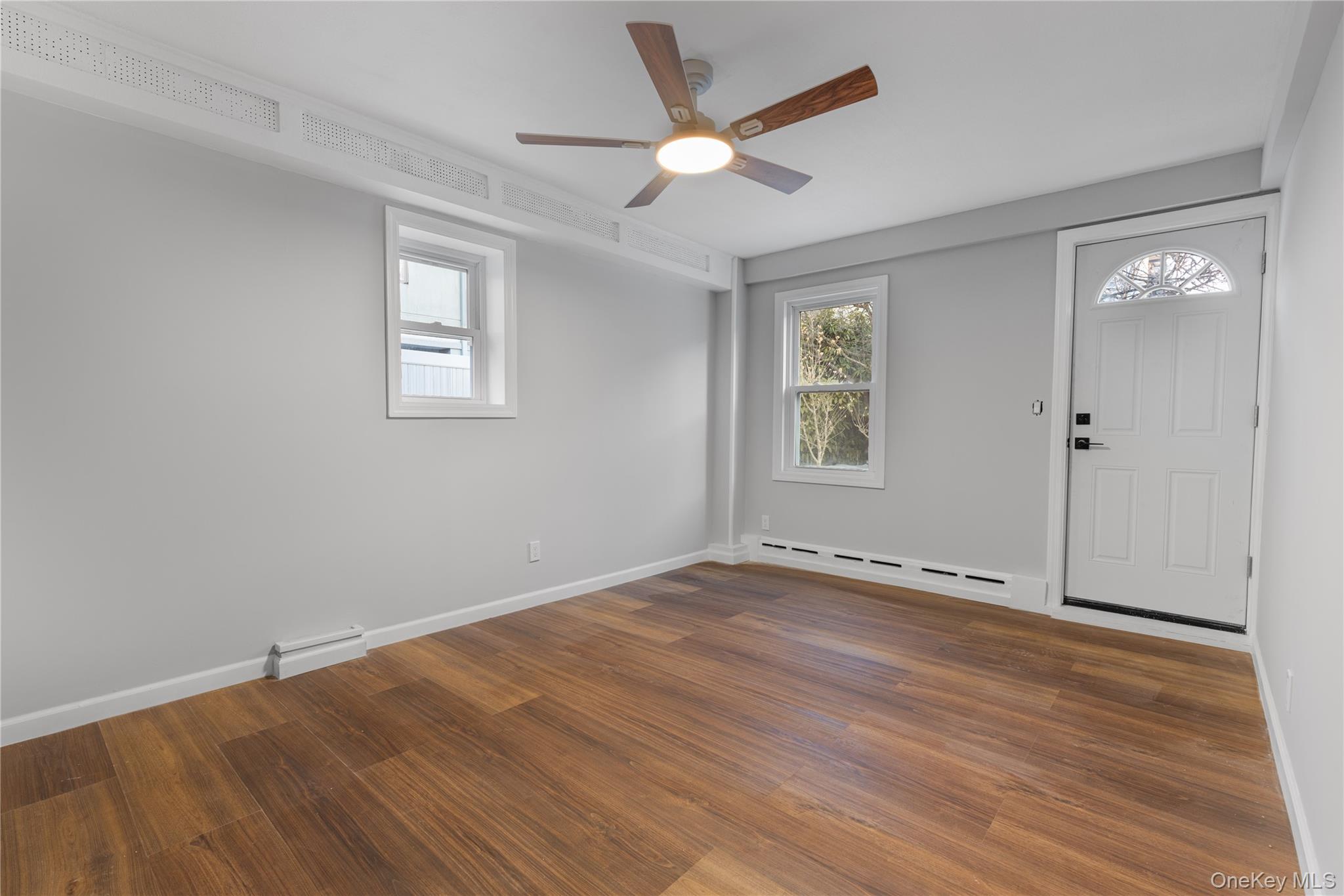 #7 photo, 840 E Broadway, Нассау ‖ Long Beach , NY 11561