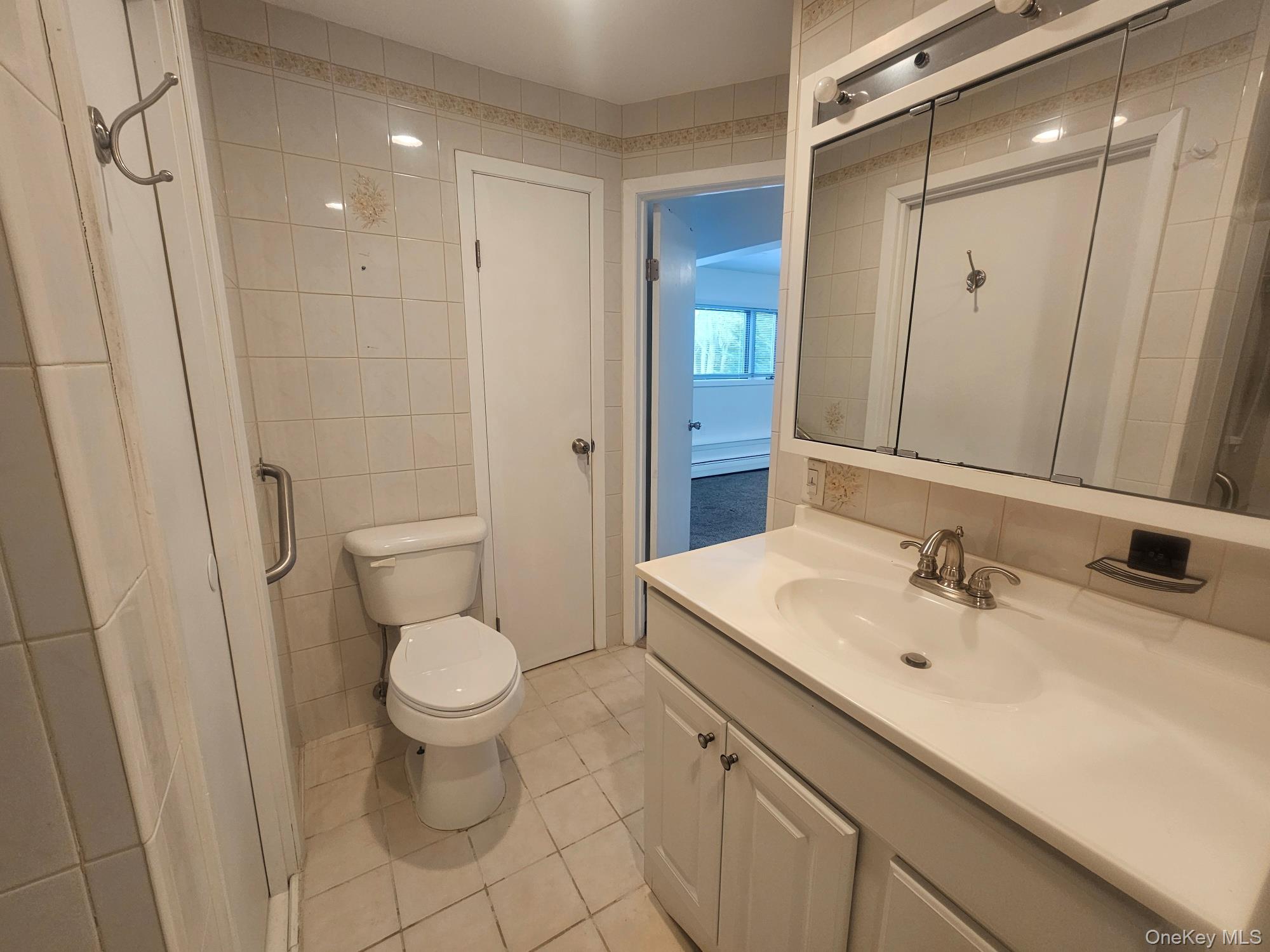 #6 photo, 804 Hampshire Road, Саффолк ‖ Bay Shore , NY 11706