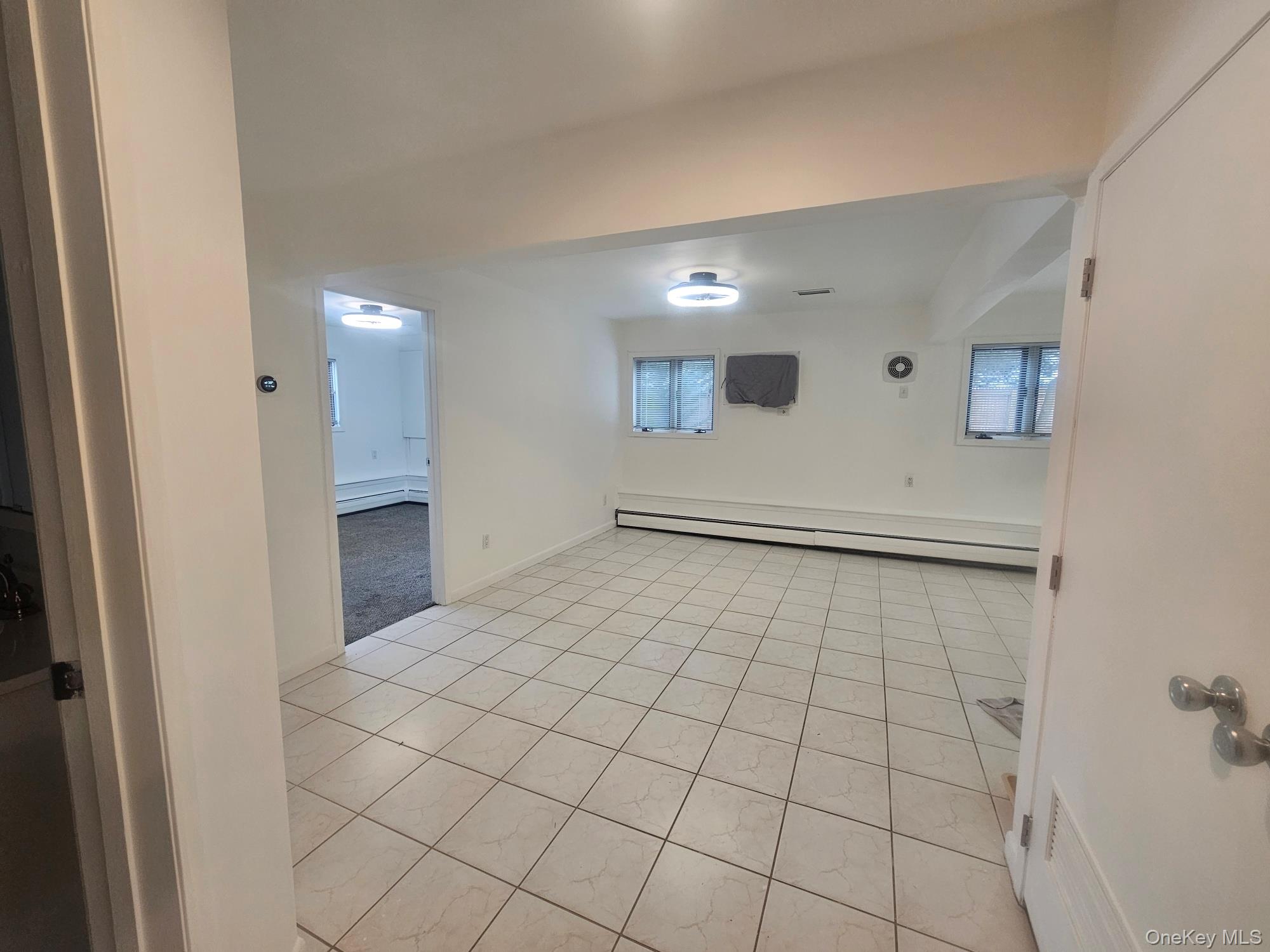 #8 photo, 804 Hampshire Road, Саффолк ‖ Bay Shore , NY 11706