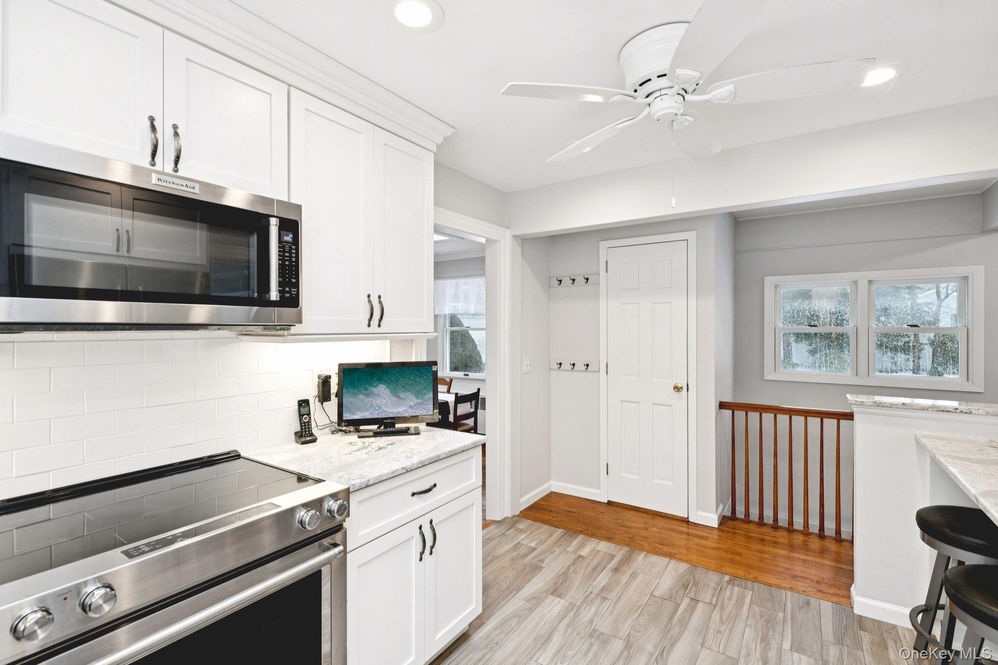 #19 photo, 17 Ellington Drive, سوفولك East Northport , NY 11731