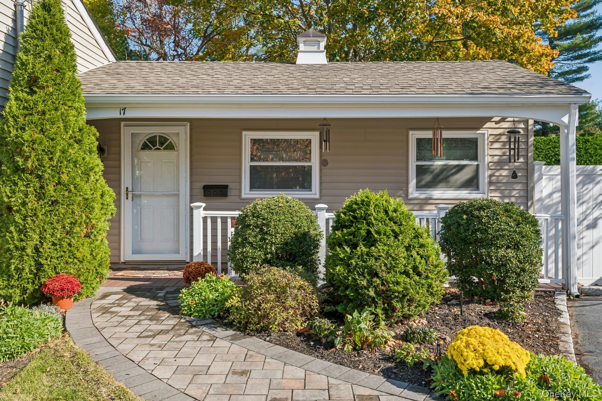 #6 photo, 17 Ellington Drive, سوفولك East Northport , NY 11731