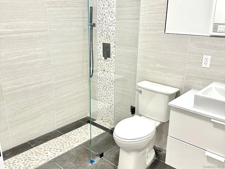 #5 photo, 13222 41st Road, Flushing , NY 11355