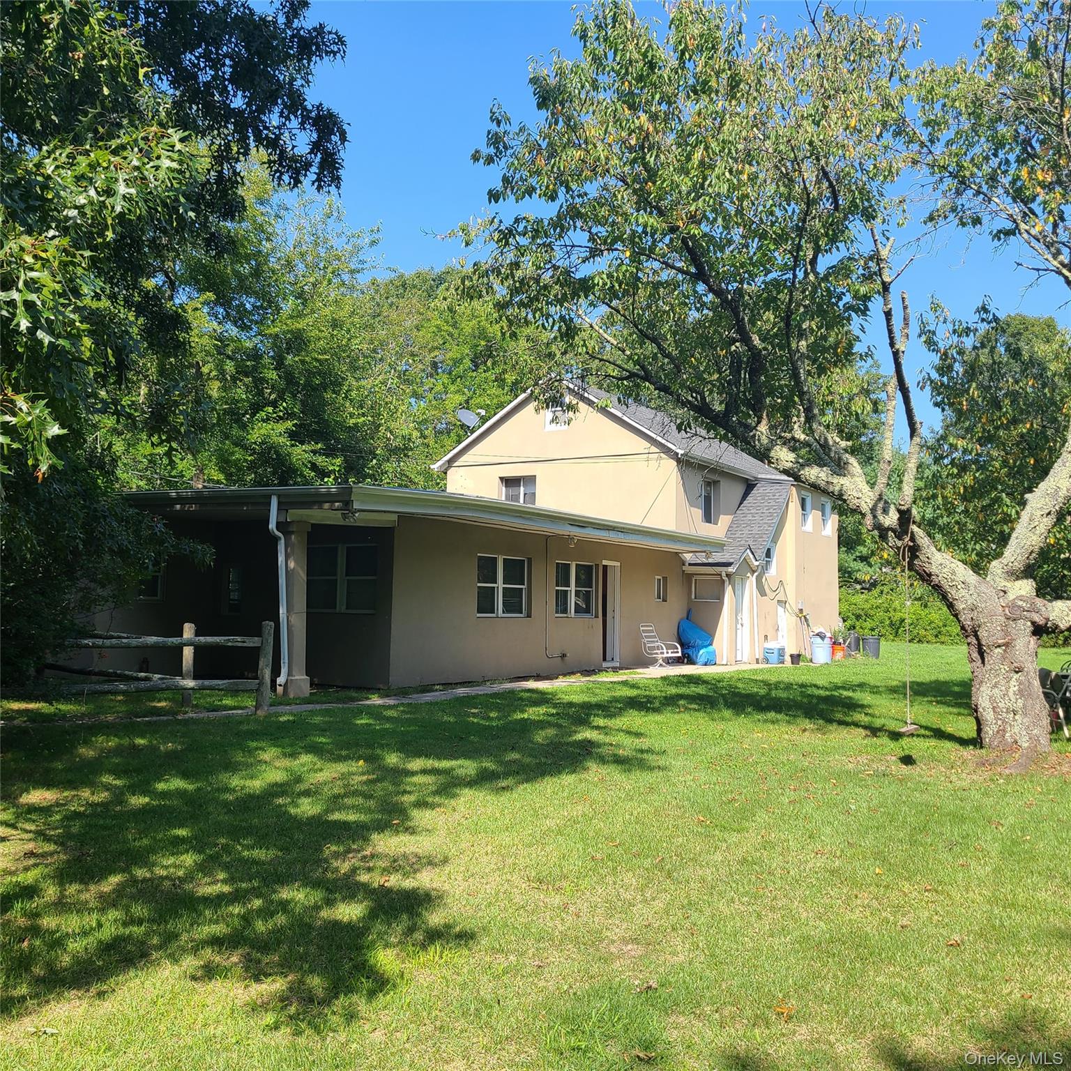 #1 photo, 118 Oak Avenue, Shirley , NY 11967