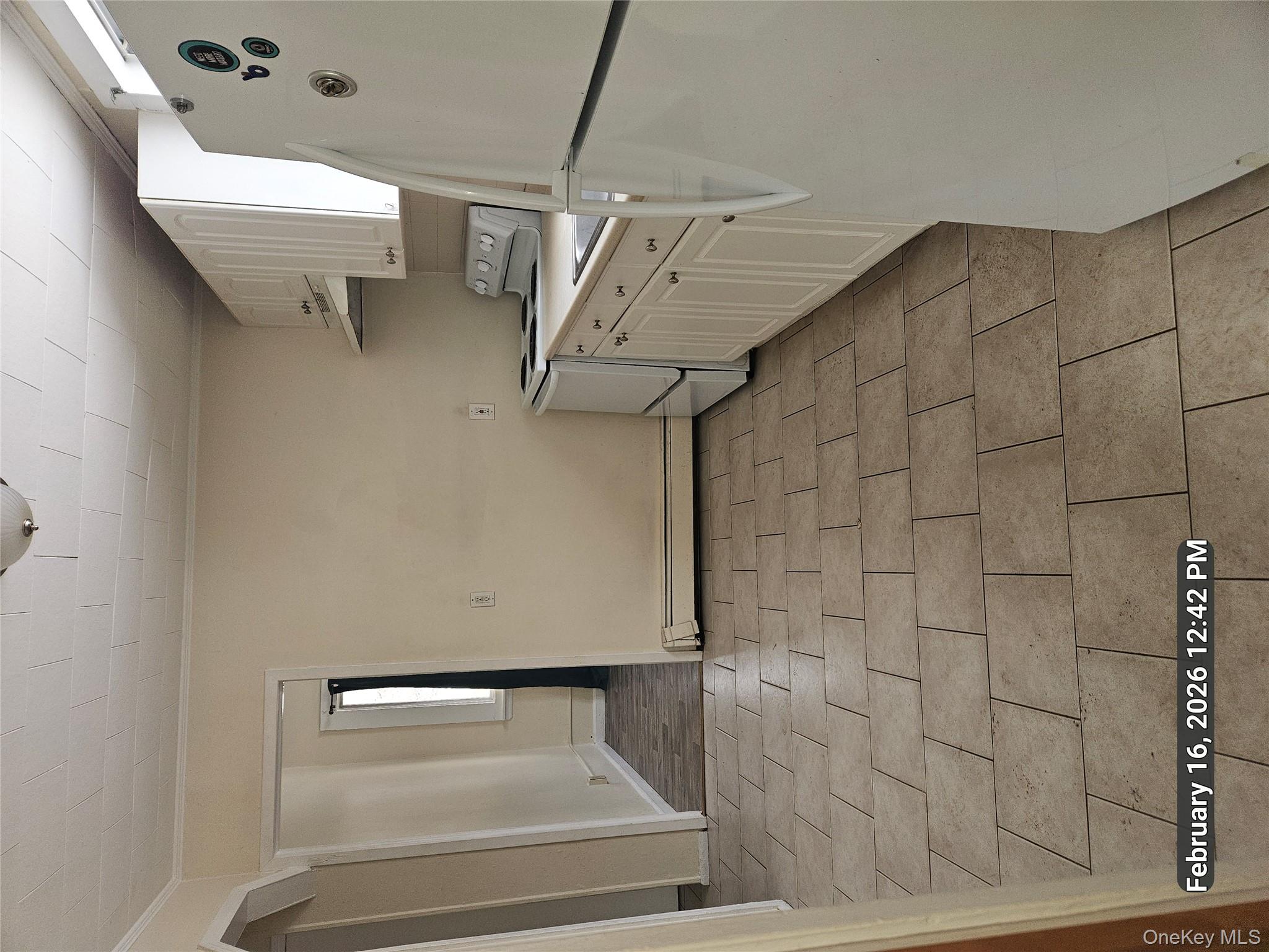 #7 photo, 118 Oak Avenue, سوفولك Shirley , NY 11967