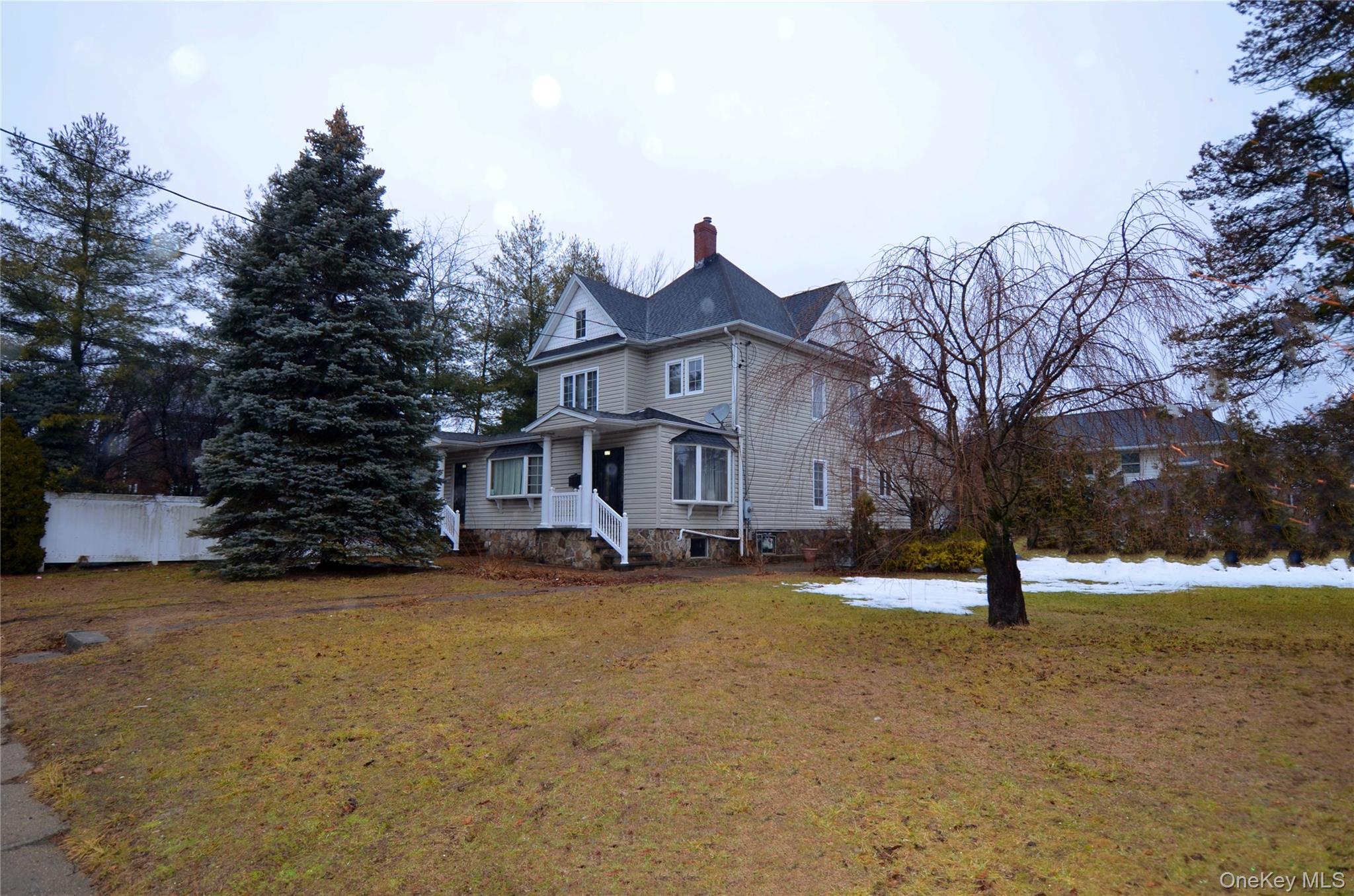 #1 photo, 217 Lincoln Avenue, Rockville Centre , NY 11570