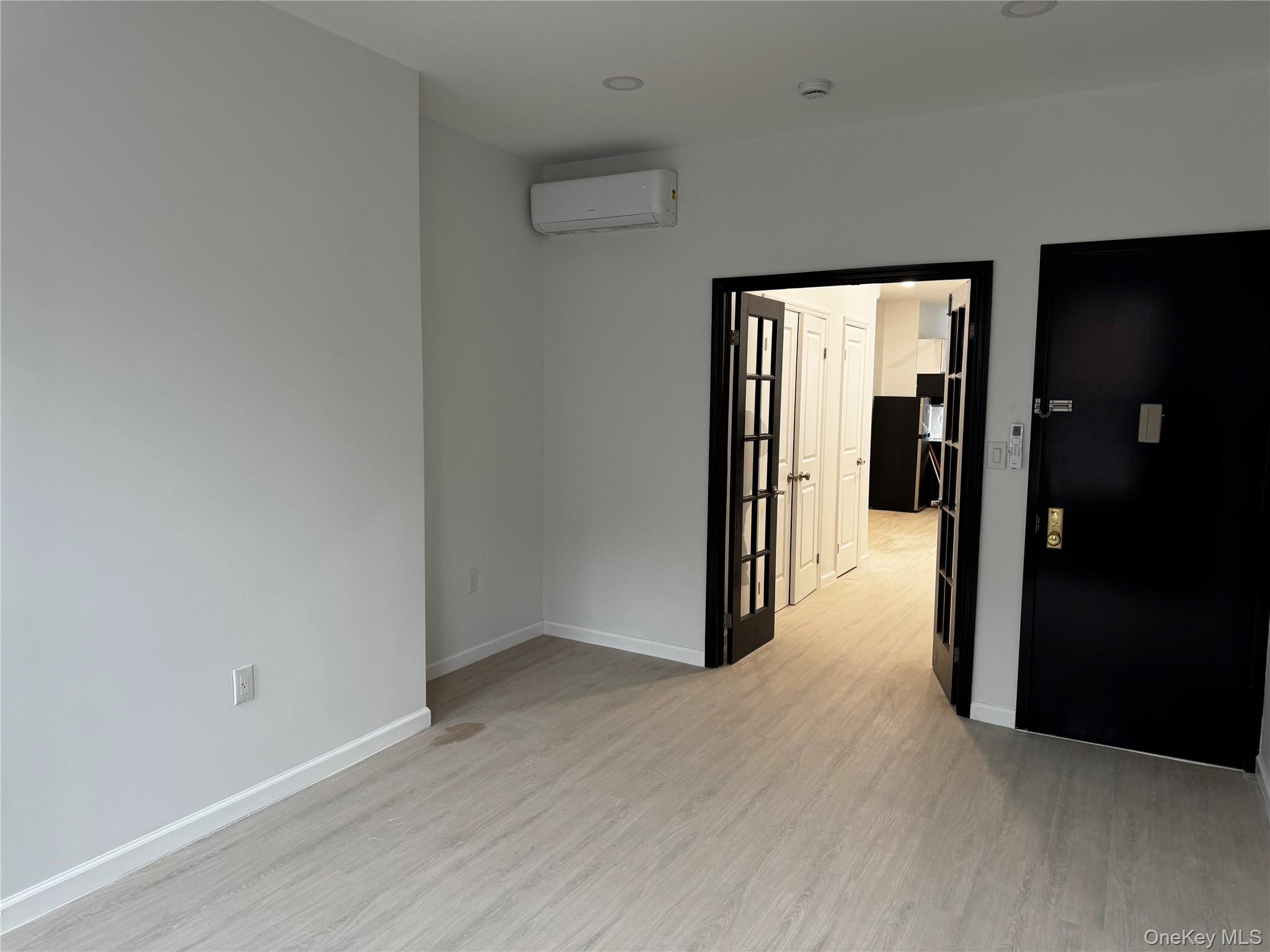 #7 photo, 754 Manhattan Avenue, Brooklyn , NY 11222