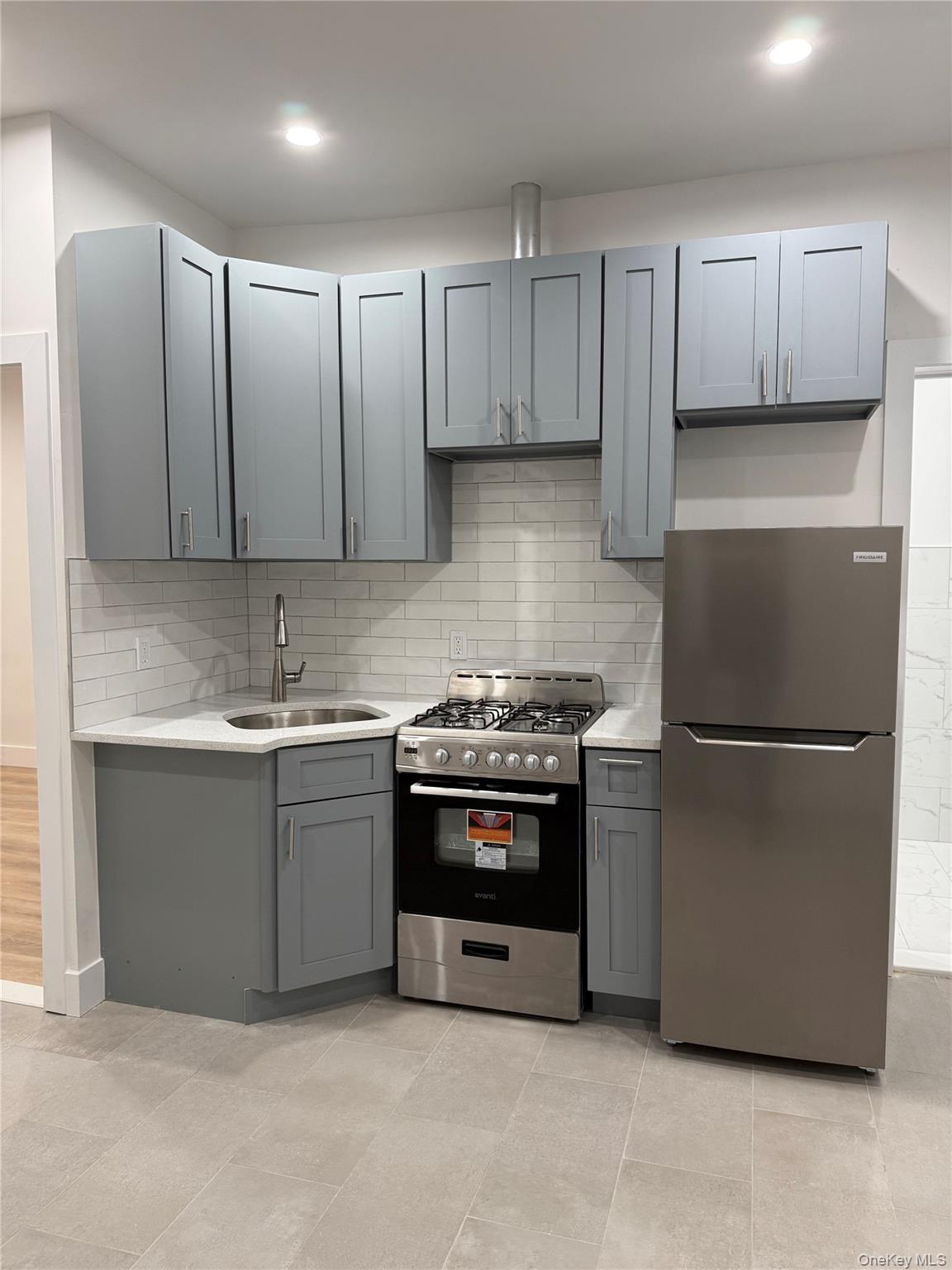 #1 photo, 23801 Braddock Avenue, कुईंस Bellerose , NY 11426