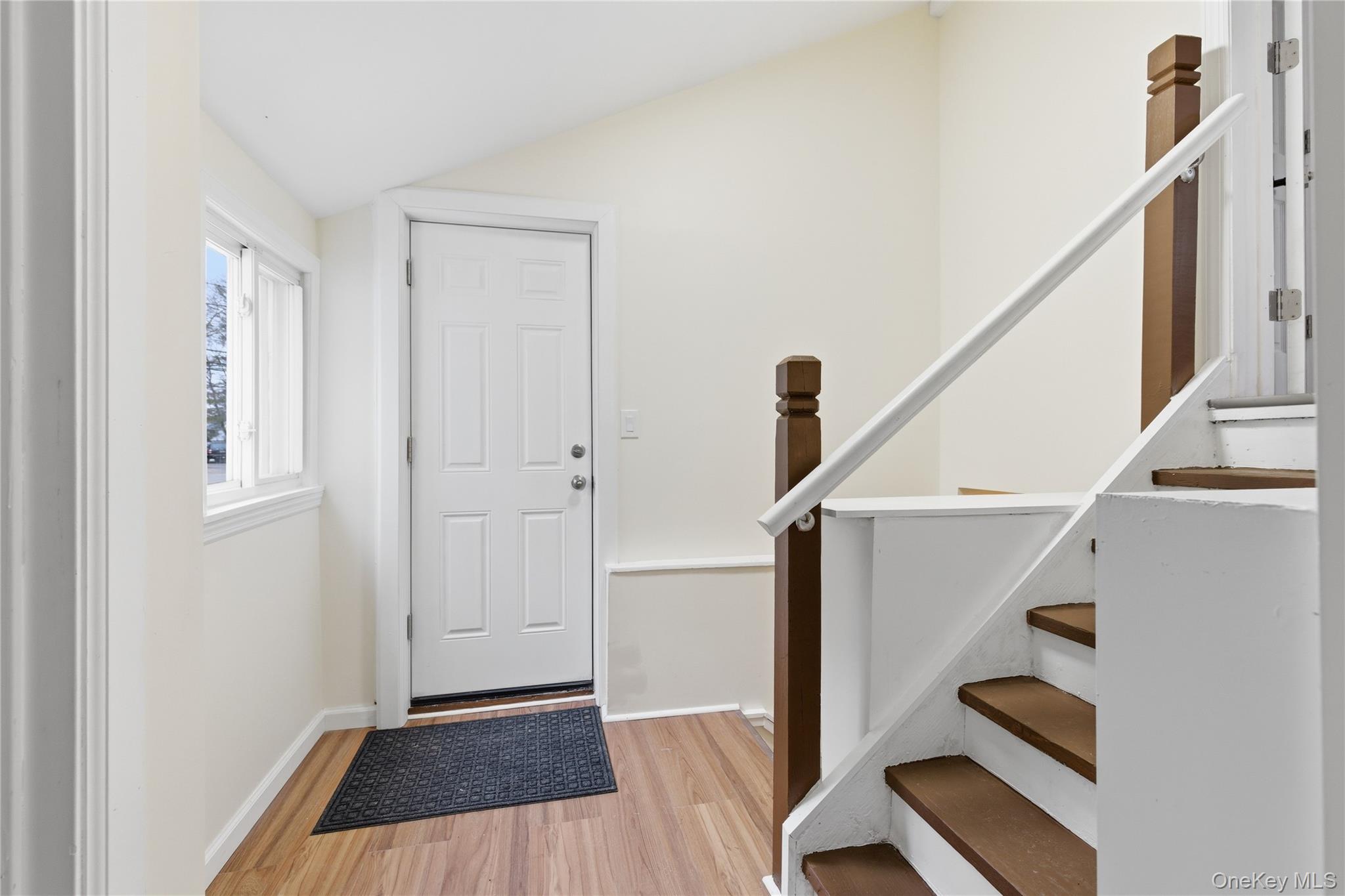 #12 photo, 633 7th Street, West Babylon , NY 11704