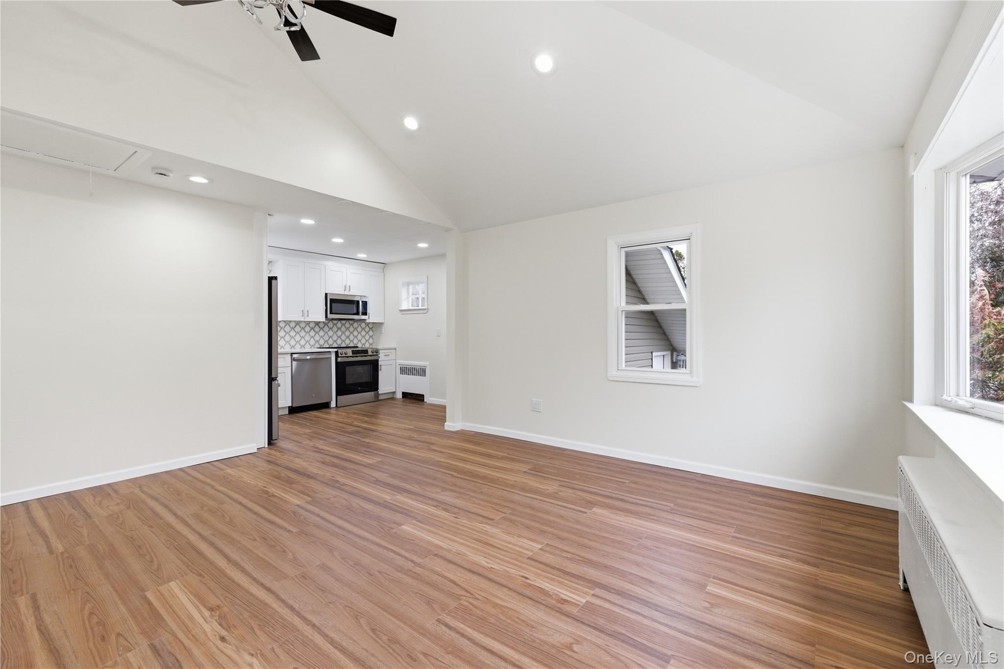 #6 photo, 633 7th Street, West Babylon , NY 11704