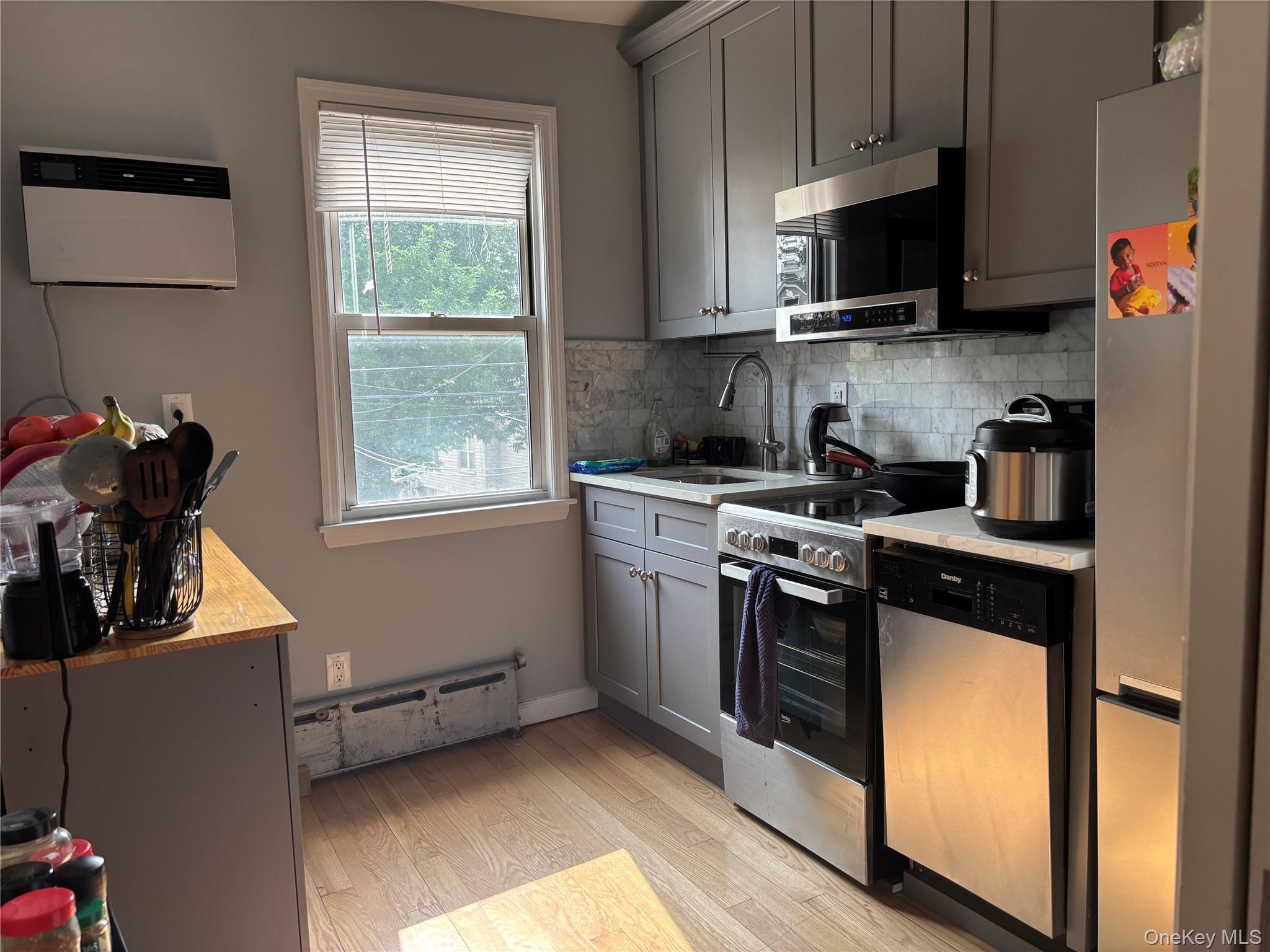 #18 photo, 8117 164th Place, Flushing , NY 11432