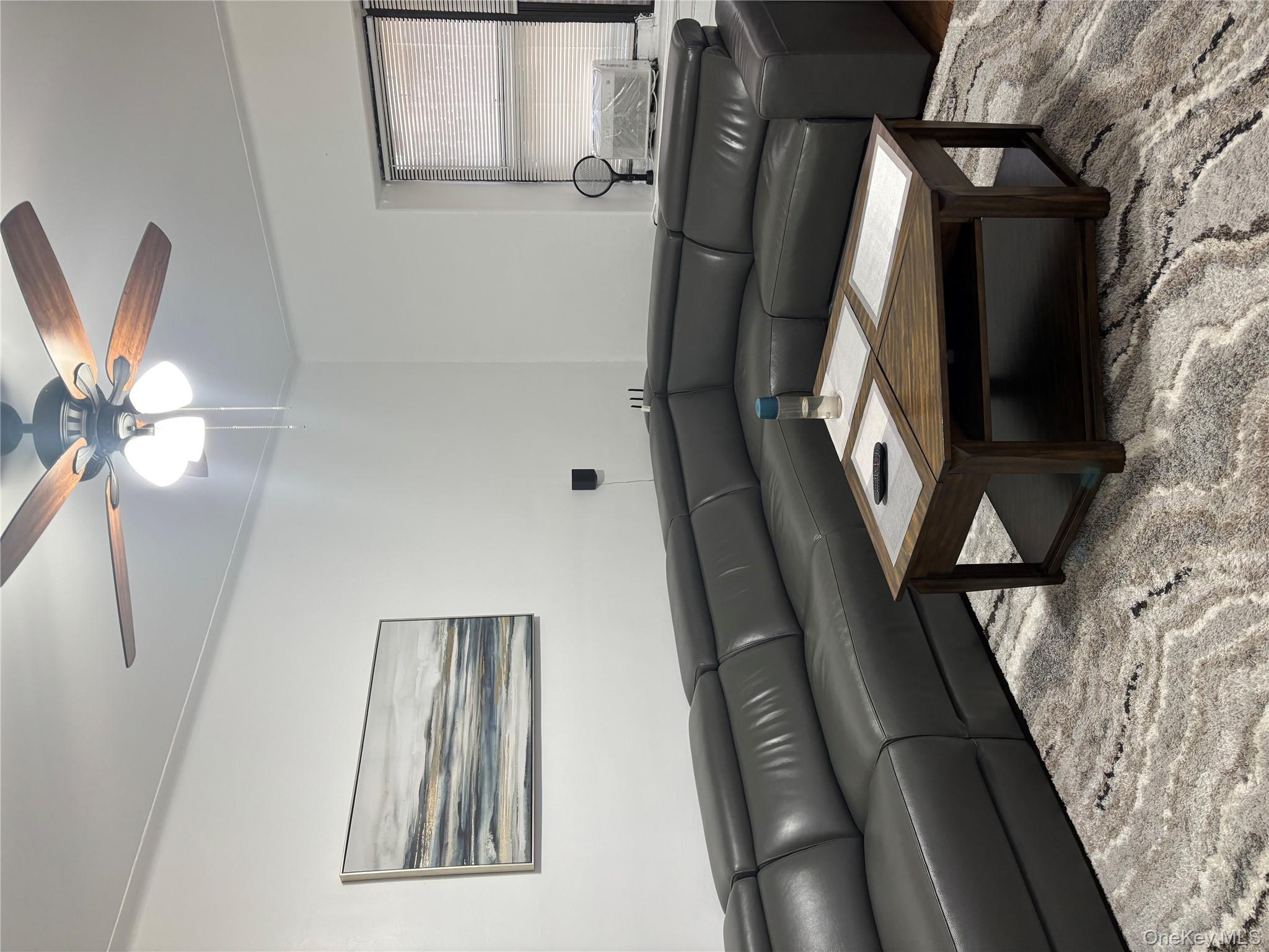 #7 photo, 7035 Broadway, Jackson Heights , NY 11372