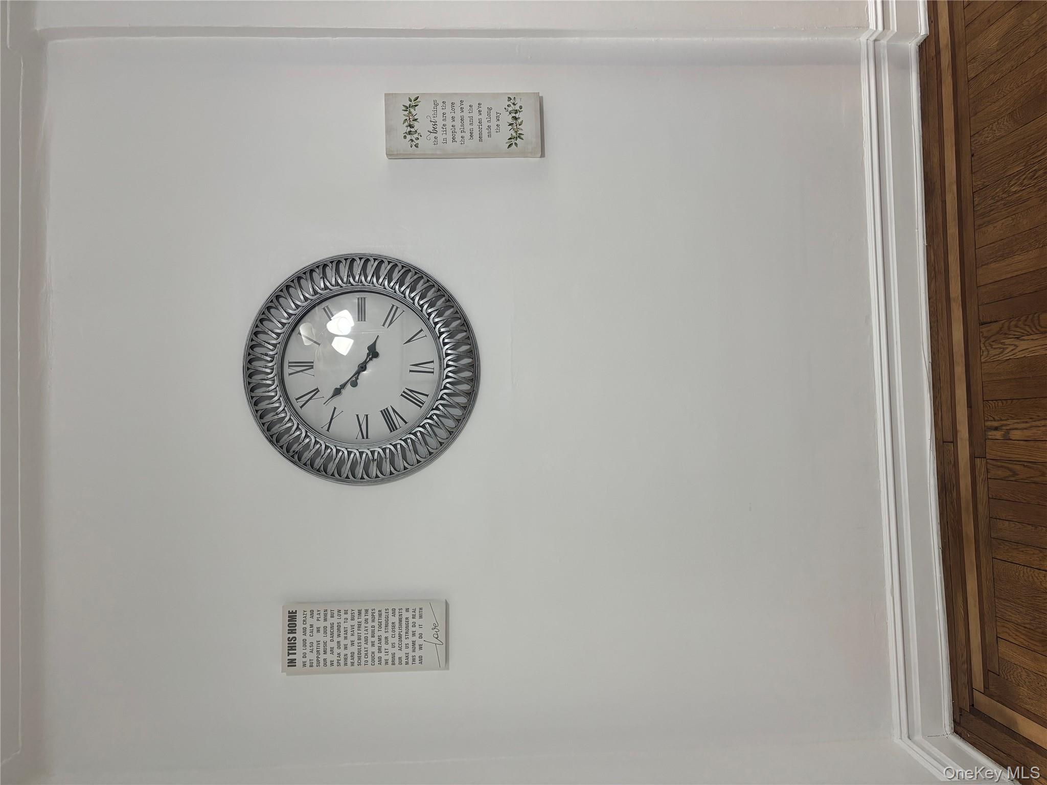 #8 photo, 7035 Broadway, Jackson Heights , NY 11372