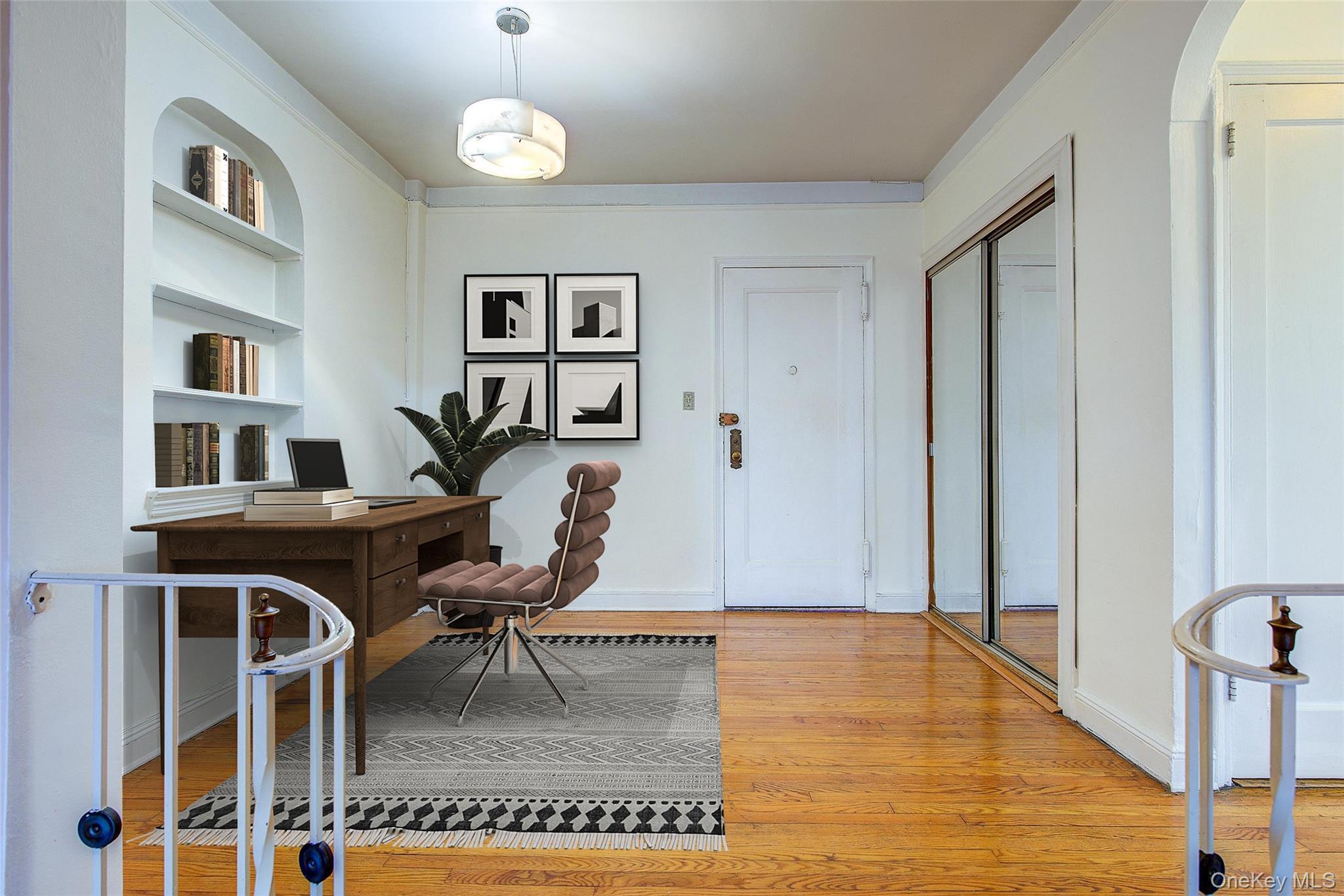 #4 photo, 110-55 72 Road, 皇后区 森林小丘 Forest Hills , NY 11375